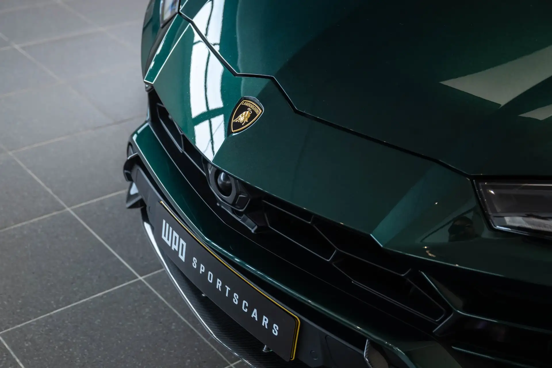 람보르기니 우루스 4.0 V8 Biturbo 2020 청록 사진 8