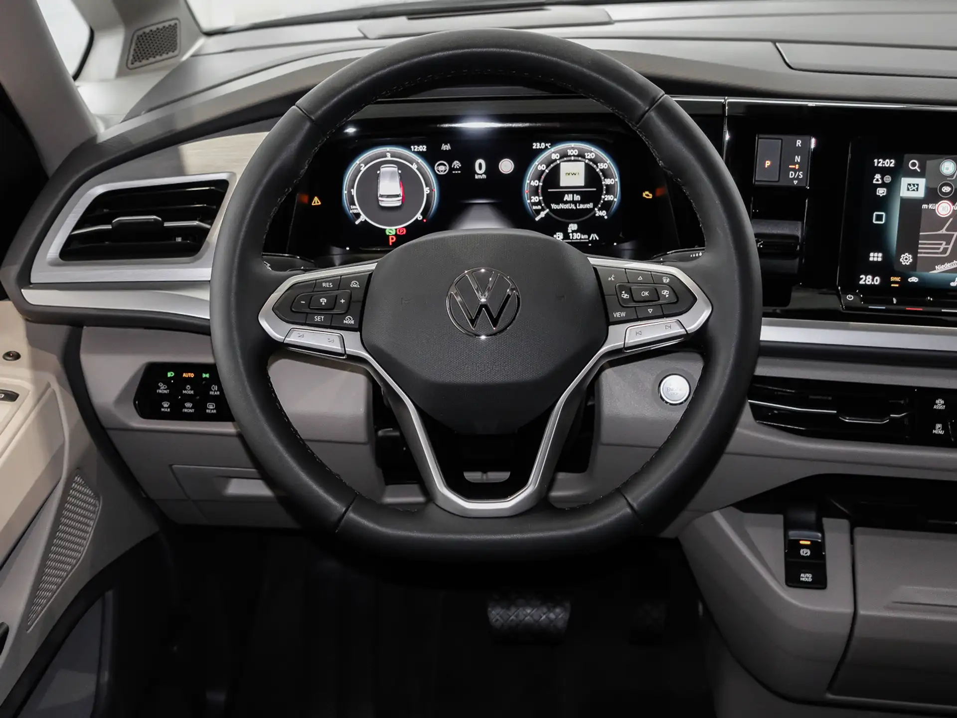 Volkswagen California 2.0 TDI 2025 건메탈 사진 8