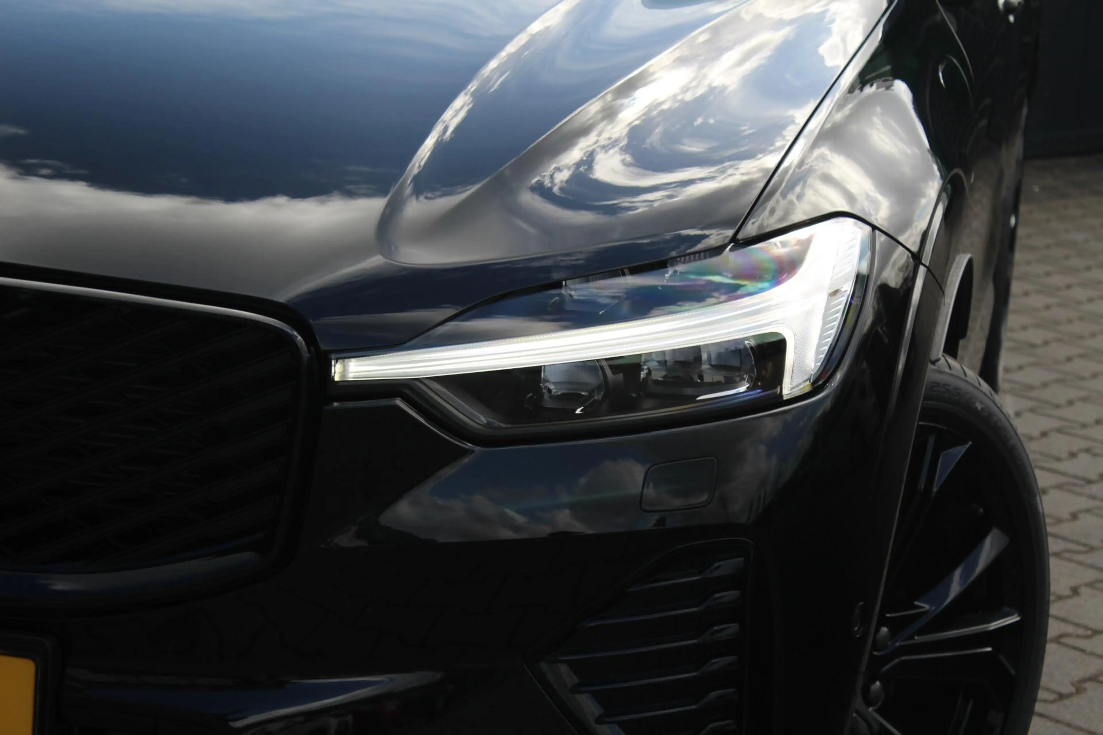 Volvo XC60 2.0 T6 Plug-in hybrid AWD Ultra Black Edition | 2 — photo 9