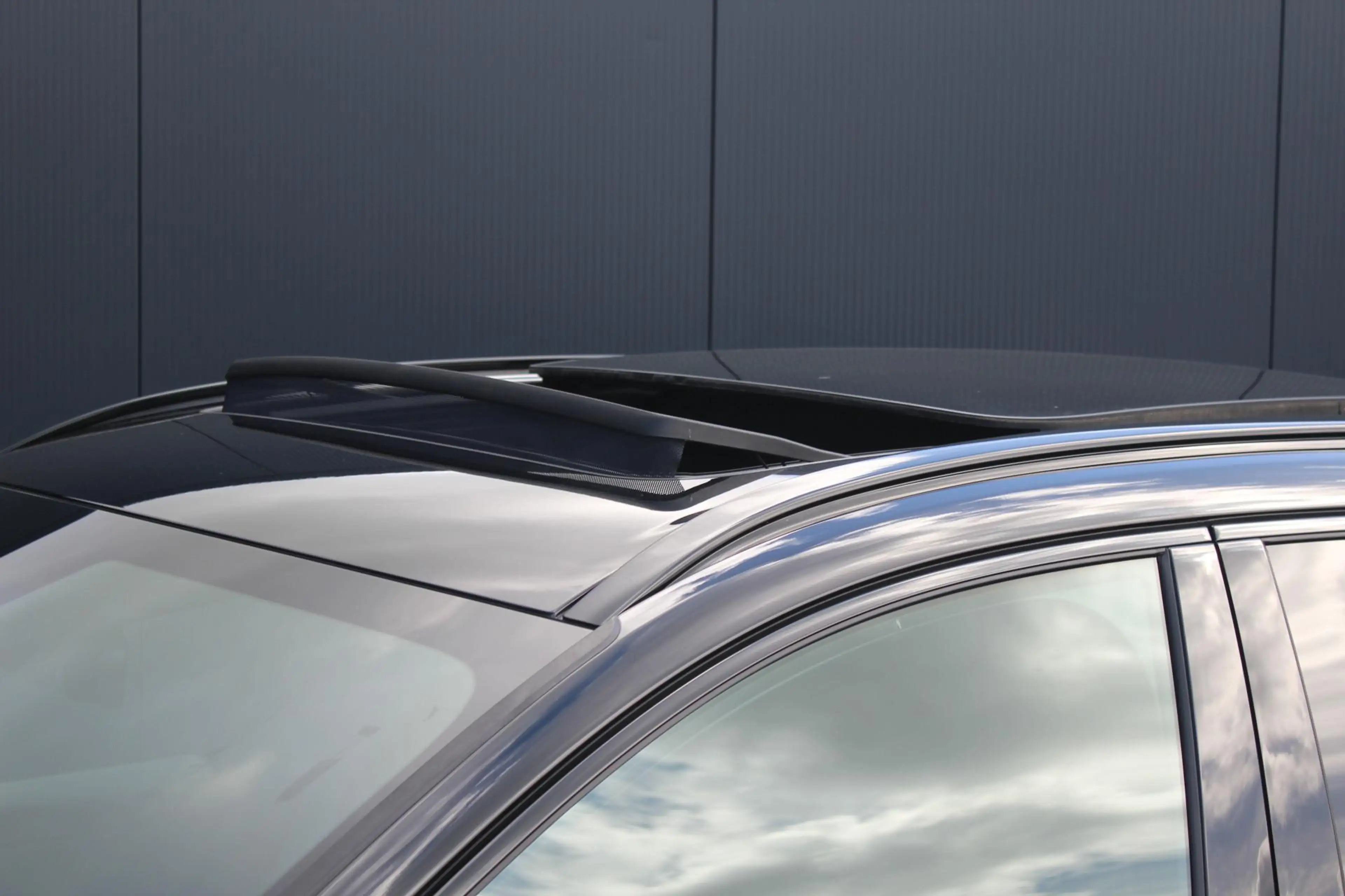 Volvo XC60 2.0 T6 Plug-in hybrid AWD Ultra Black Edition | 2 — photo 10