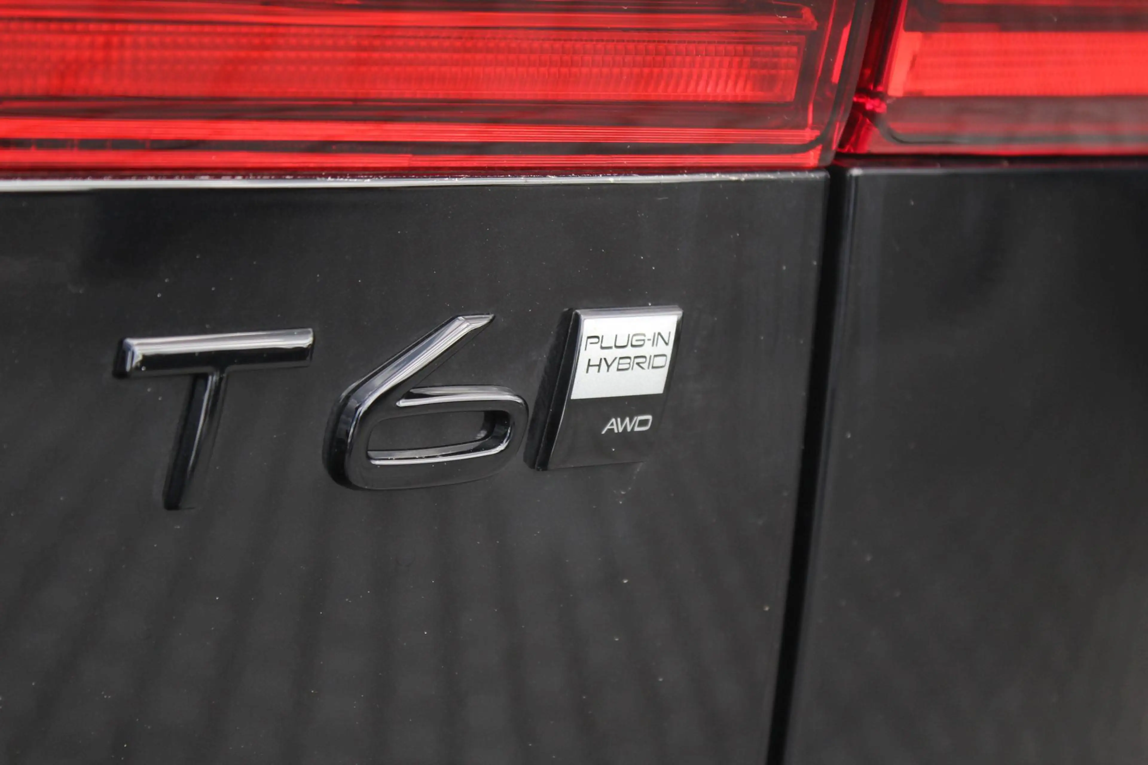 Volvo XC60 2.0 T6 Plug-in hybrid AWD Ultra Black Edition | 2 — photo 13