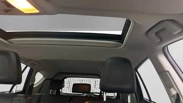 Toyota RAV4 view 7