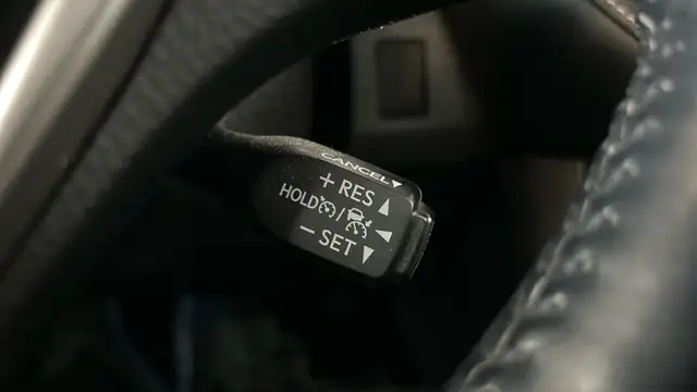 Toyota RAV4 view 12