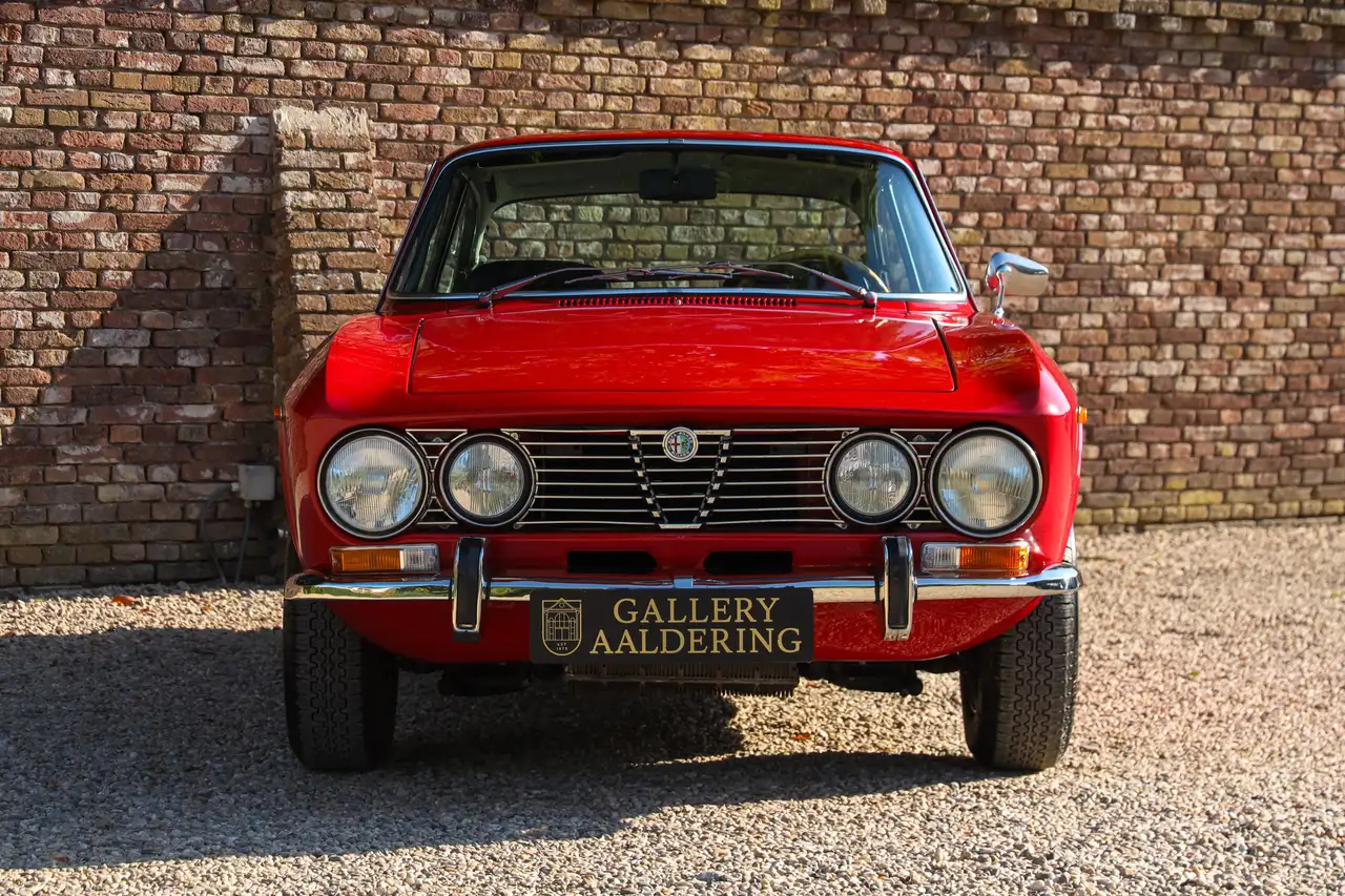 Alfa Romeo 2000 GTV Bertone “In the shadow of Mount Etna” A beauti, foto 5