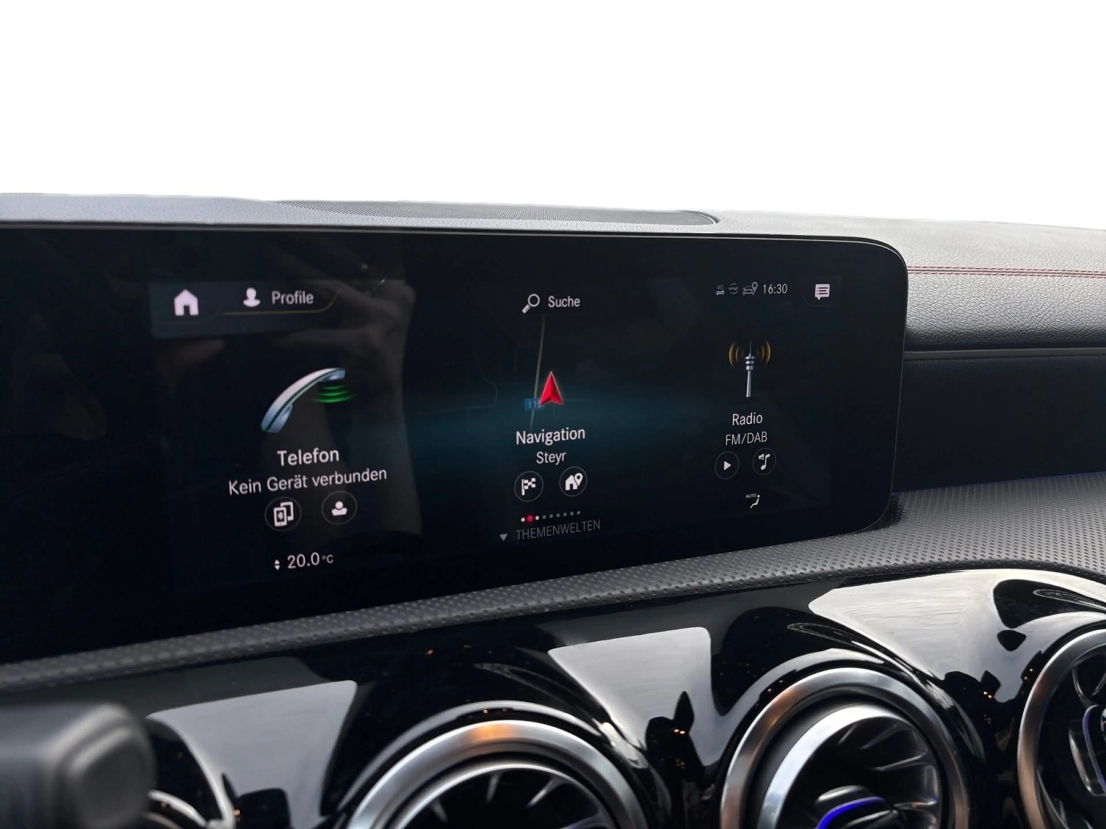 Mercedes-Benz CLA 200 200 — photo 11