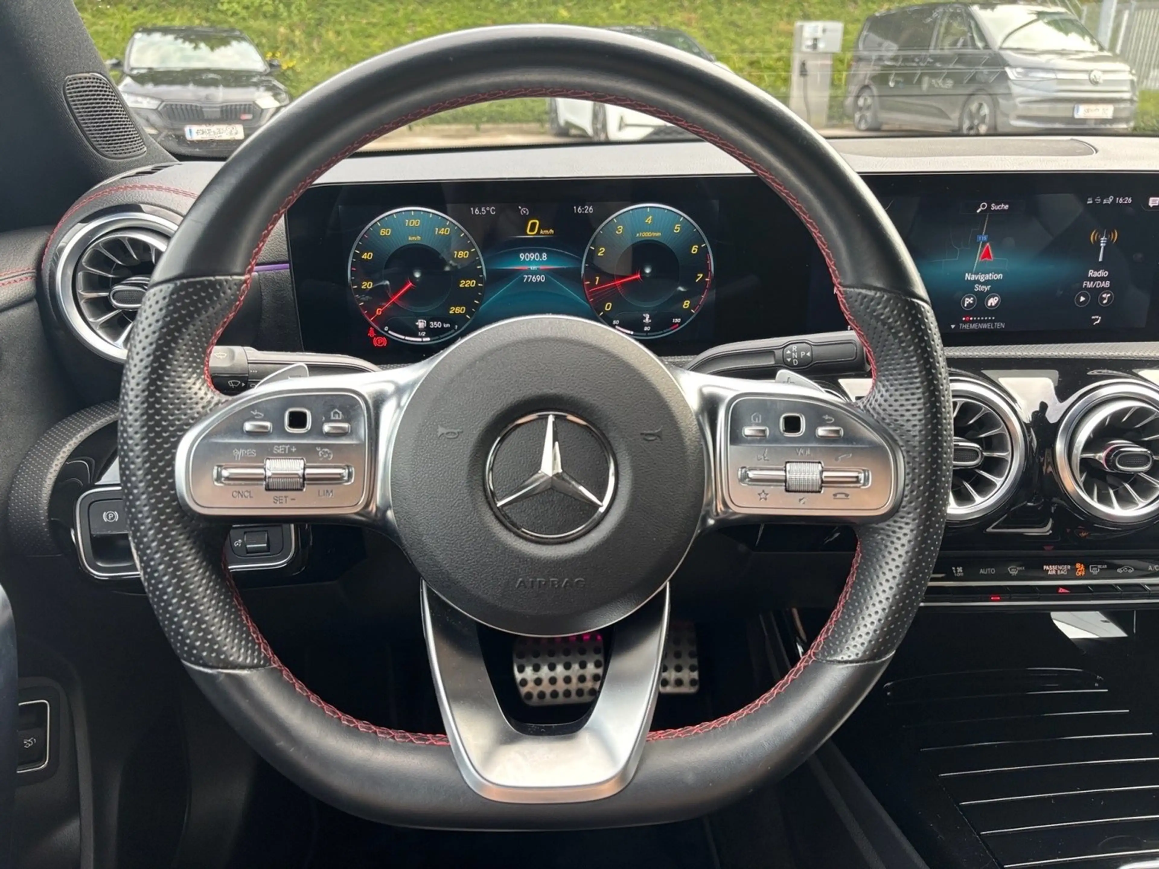 Mercedes-Benz CLA 200 200 — photo 10