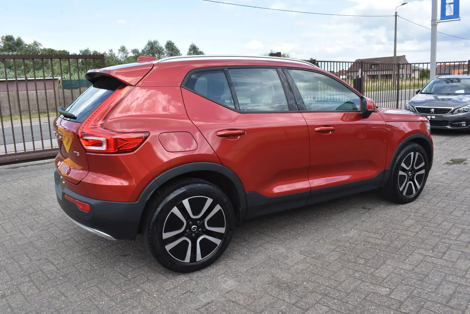 Volvo XC40 1.5 T3 Momentum Cockpit **12M GARANTIE**42.000KM!! - 2