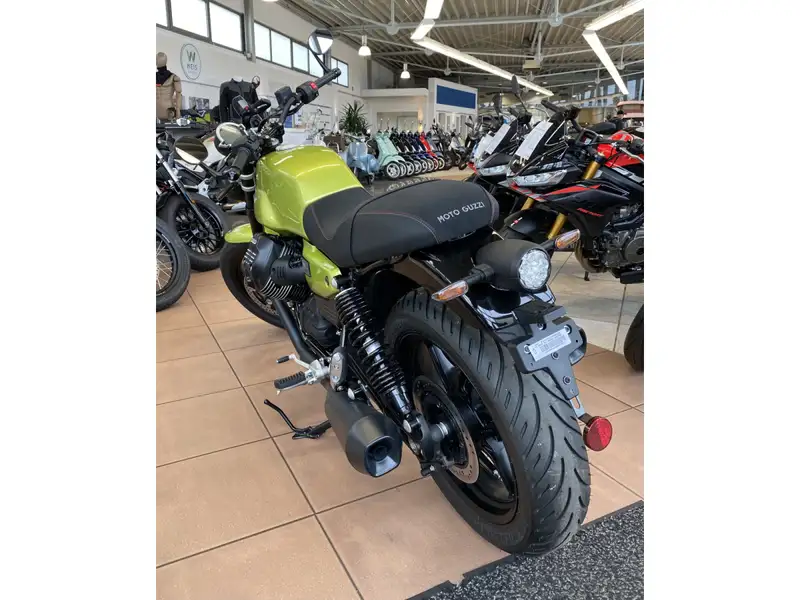 Moto Guzzi V 7 - foto 3