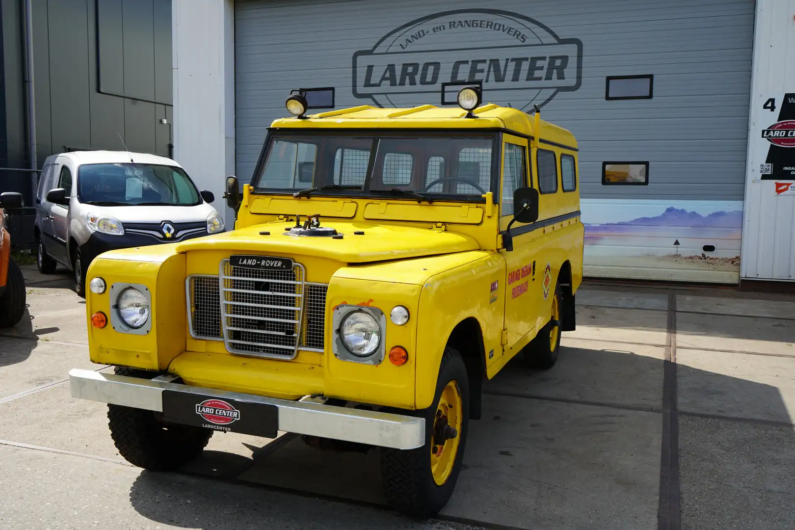 Rover Rover Land 109 metal top Giallo - 1