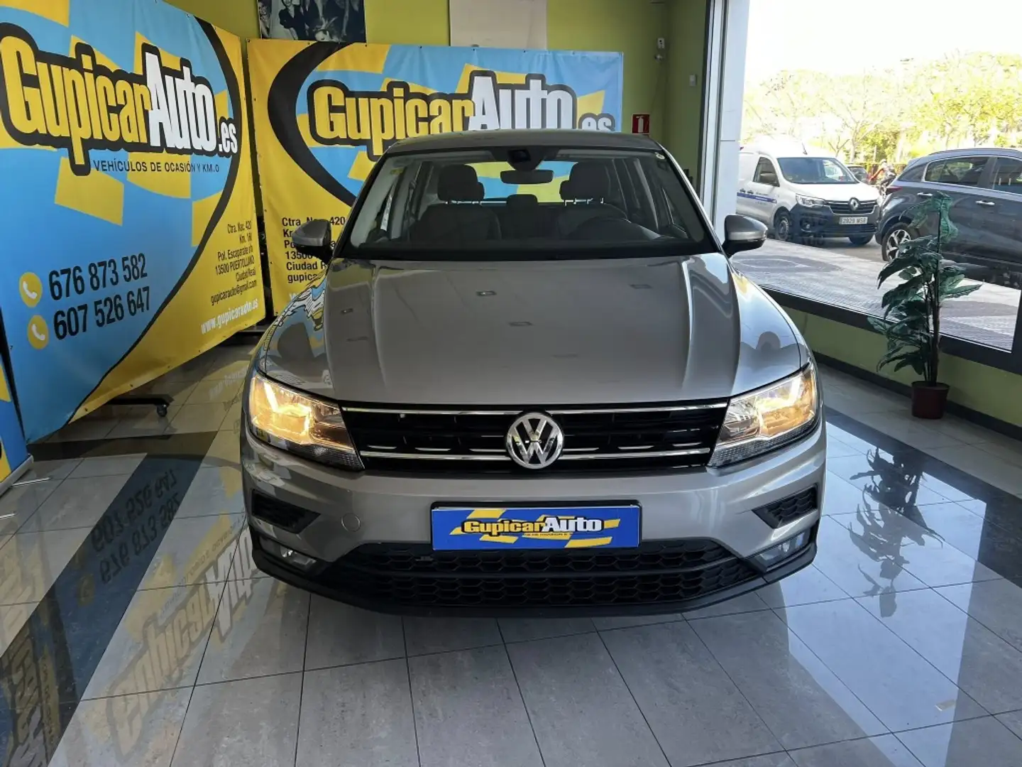 Volkswagen Tiguan 2.0TDI Edition 110kW Gris - 2