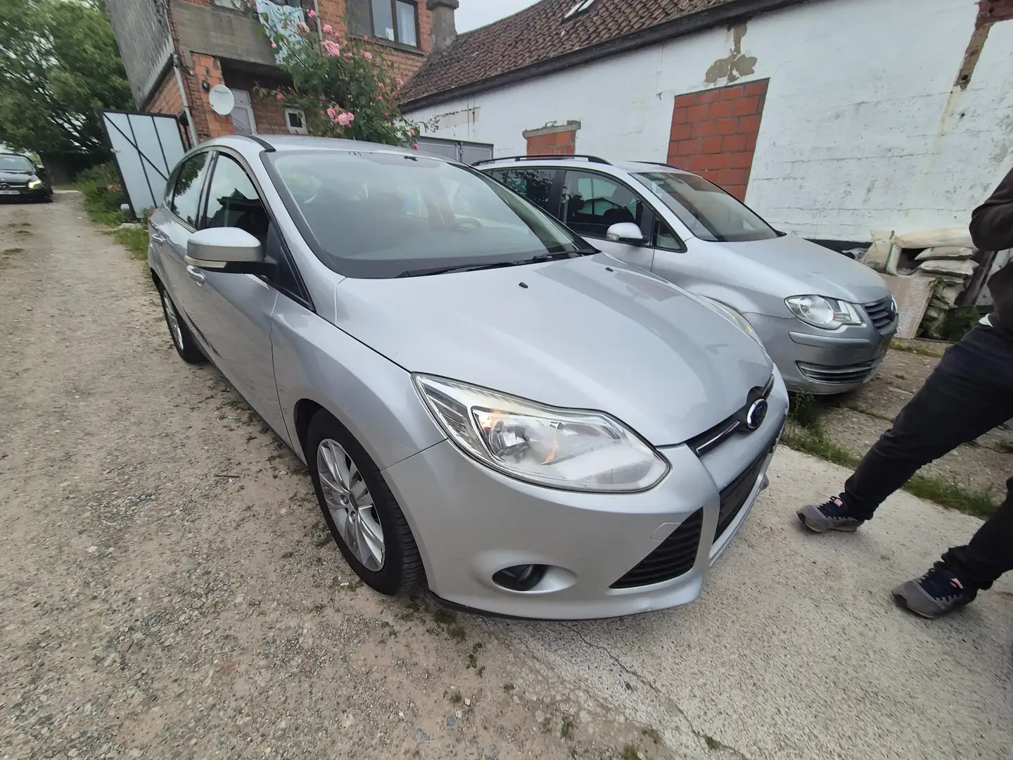 Ford Focus 1.6 TDCi Gris - 2
