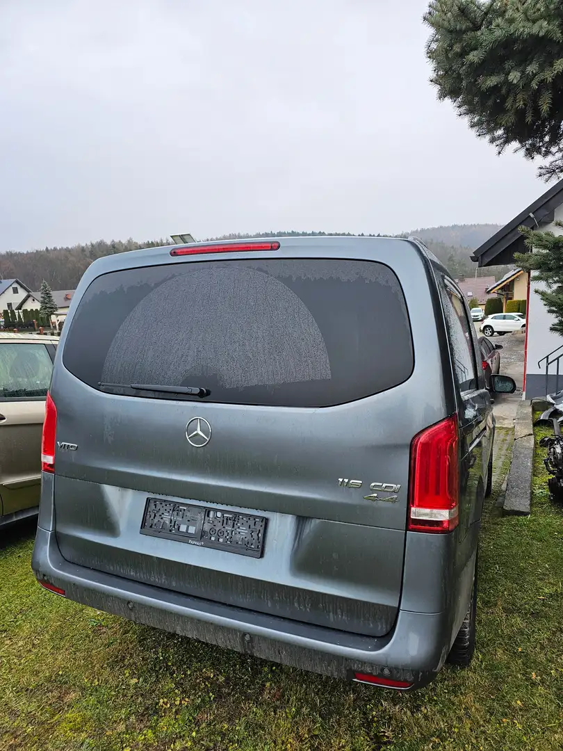Mercedes-Benz Vito Vito Tourer Pro 116 CDI lang 4x4 Aut. Pro Grau - 2