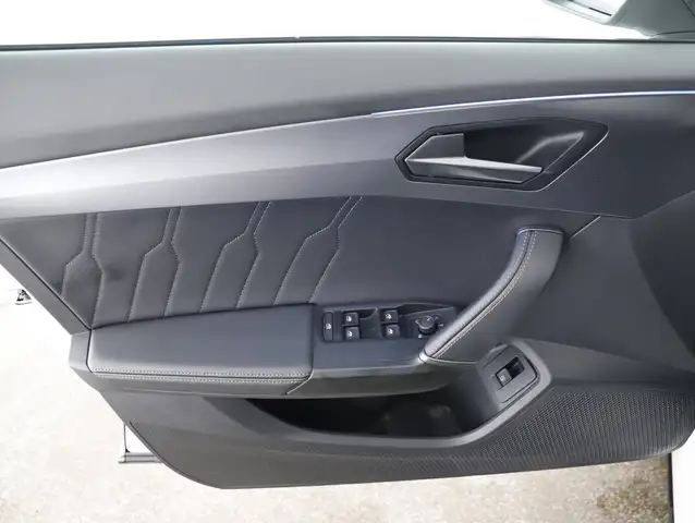 Cupra Formentor view 10
