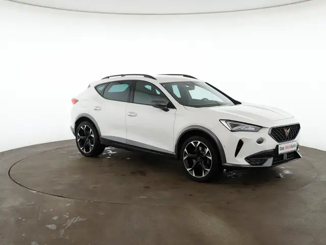 Cupra Formentor view 3