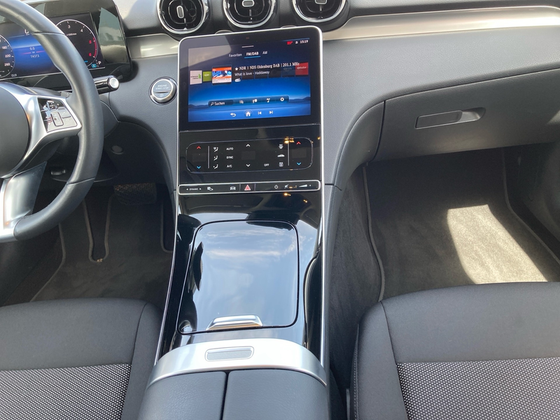 Mercedes-Benz C 300 d T AVANTGARDE+Kam+DISTR.+LED+Navi+AHK+ — photo 14
