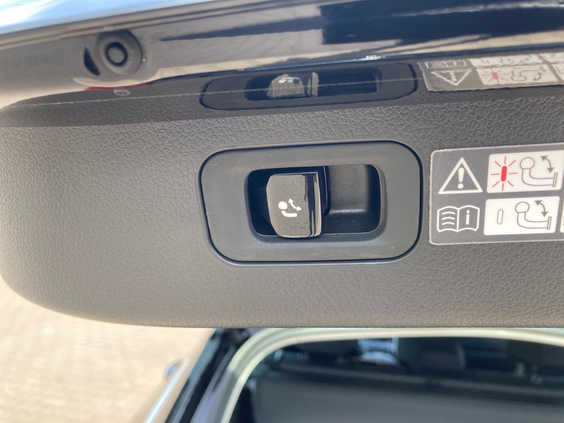 Mercedes-Benz C 300 d T AVANTGARDE+Kam+DISTR.+LED+Navi+AHK+ — photo 15