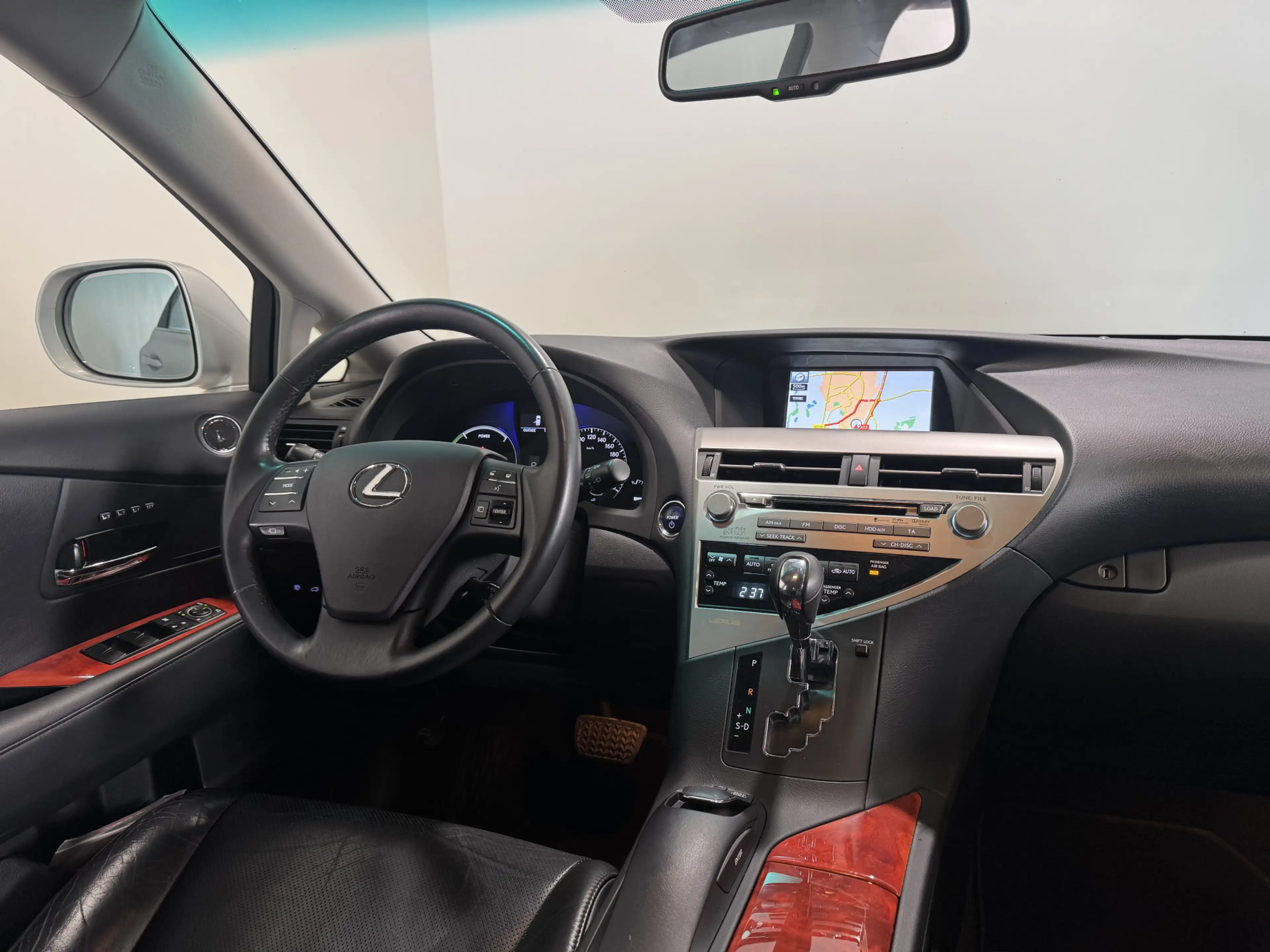 Lexus RX 450h 4WD Executive — photo 11