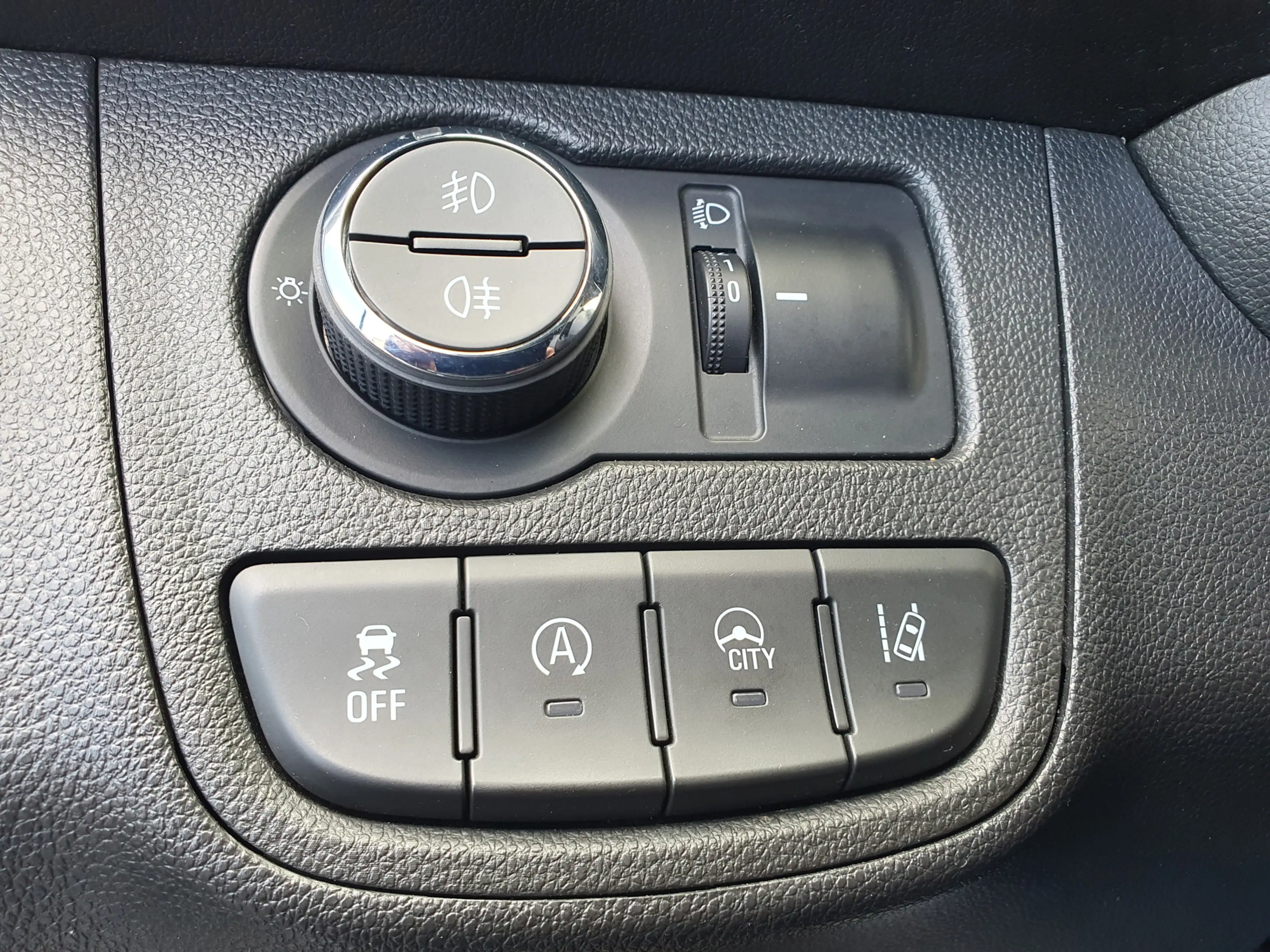 Opel Karl 1.0 ecoFLEX Edition AIRCO/CRUISE/CARPLAY — photo 18