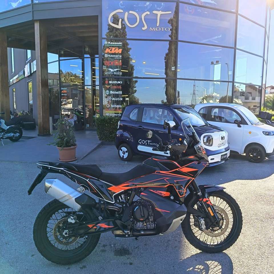 KTM 890 Adventure