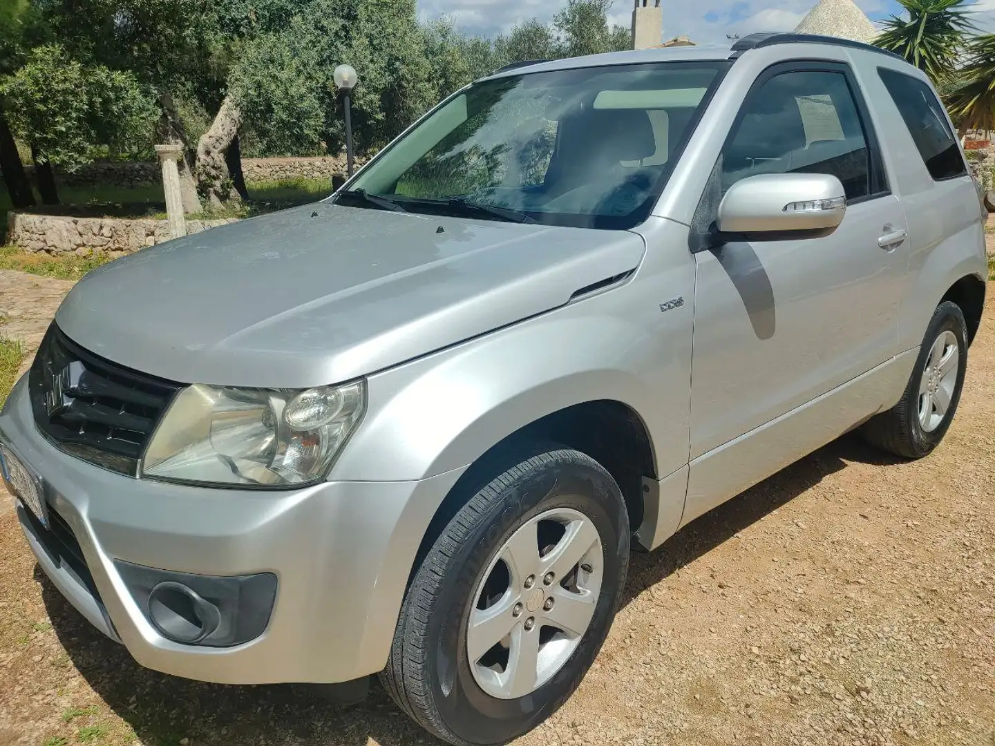 Suzuki Grand Vitara Grand Vitara II 2006 1.9 ddis offroad Evolution 3p Stříbrná - 1