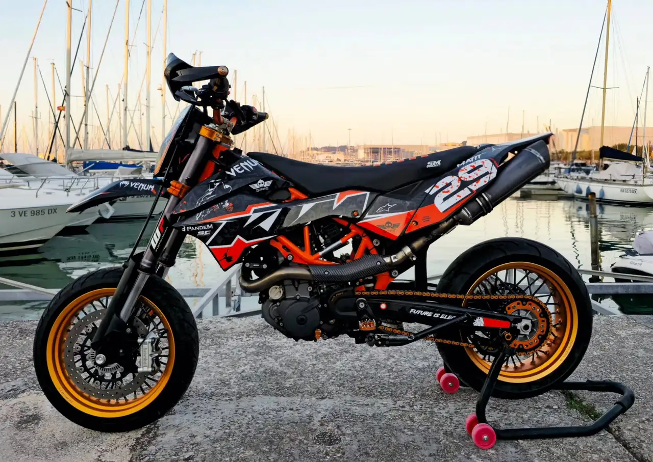 KTM 690 SMC R