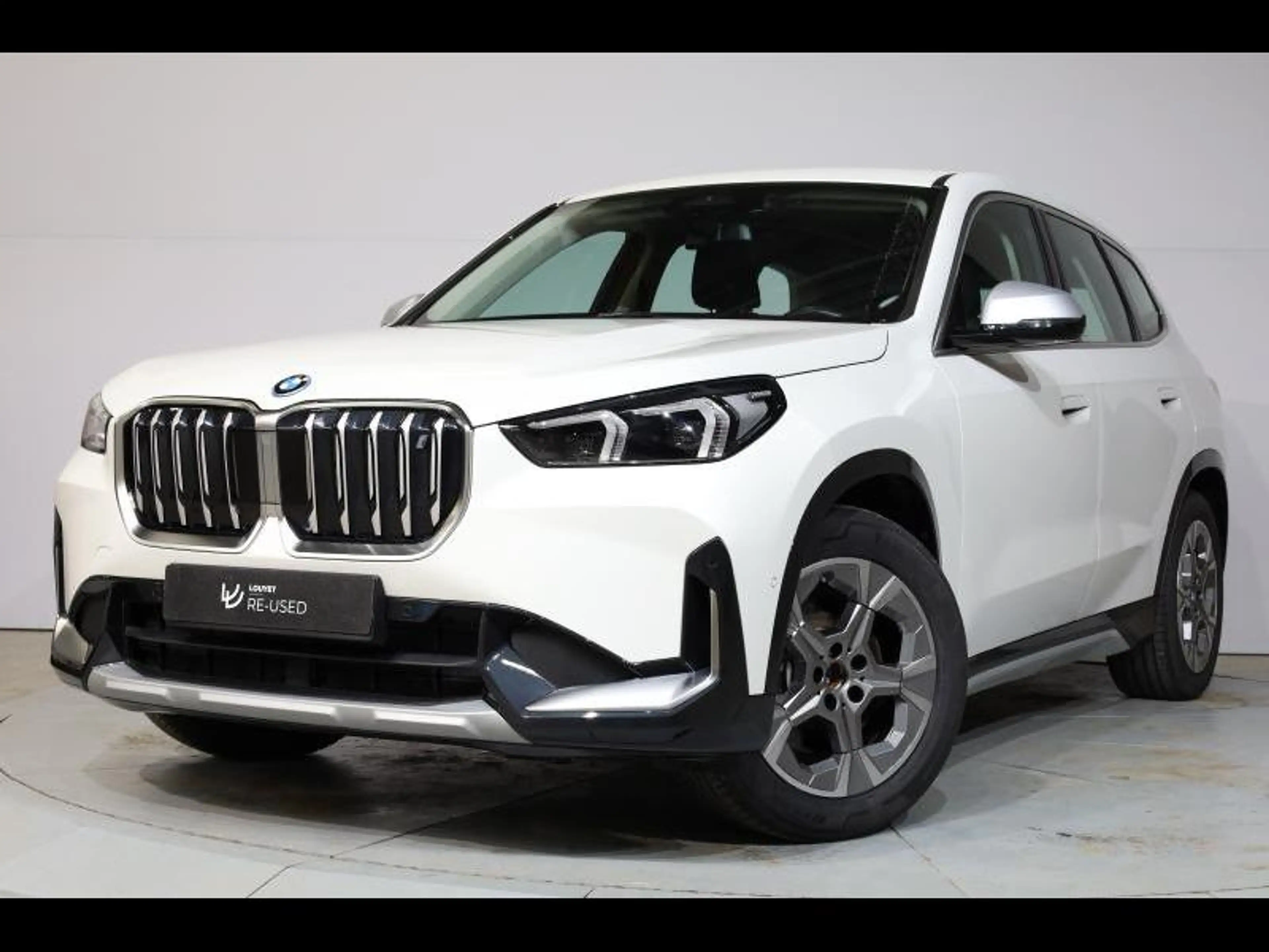 BMW iX1 xDrive30 iX1 xDrive 30 — photo 2
