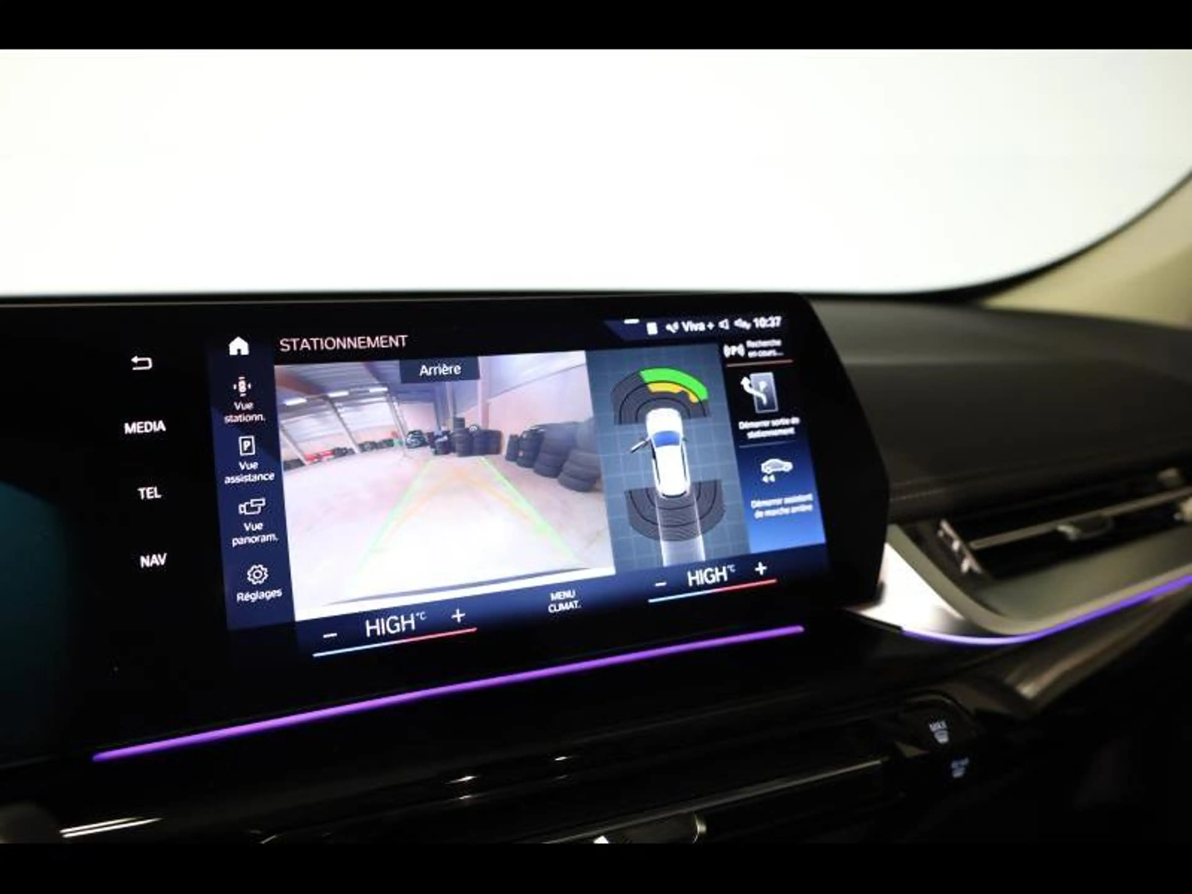 BMW iX1 xDrive30 iX1 xDrive 30 — photo 15