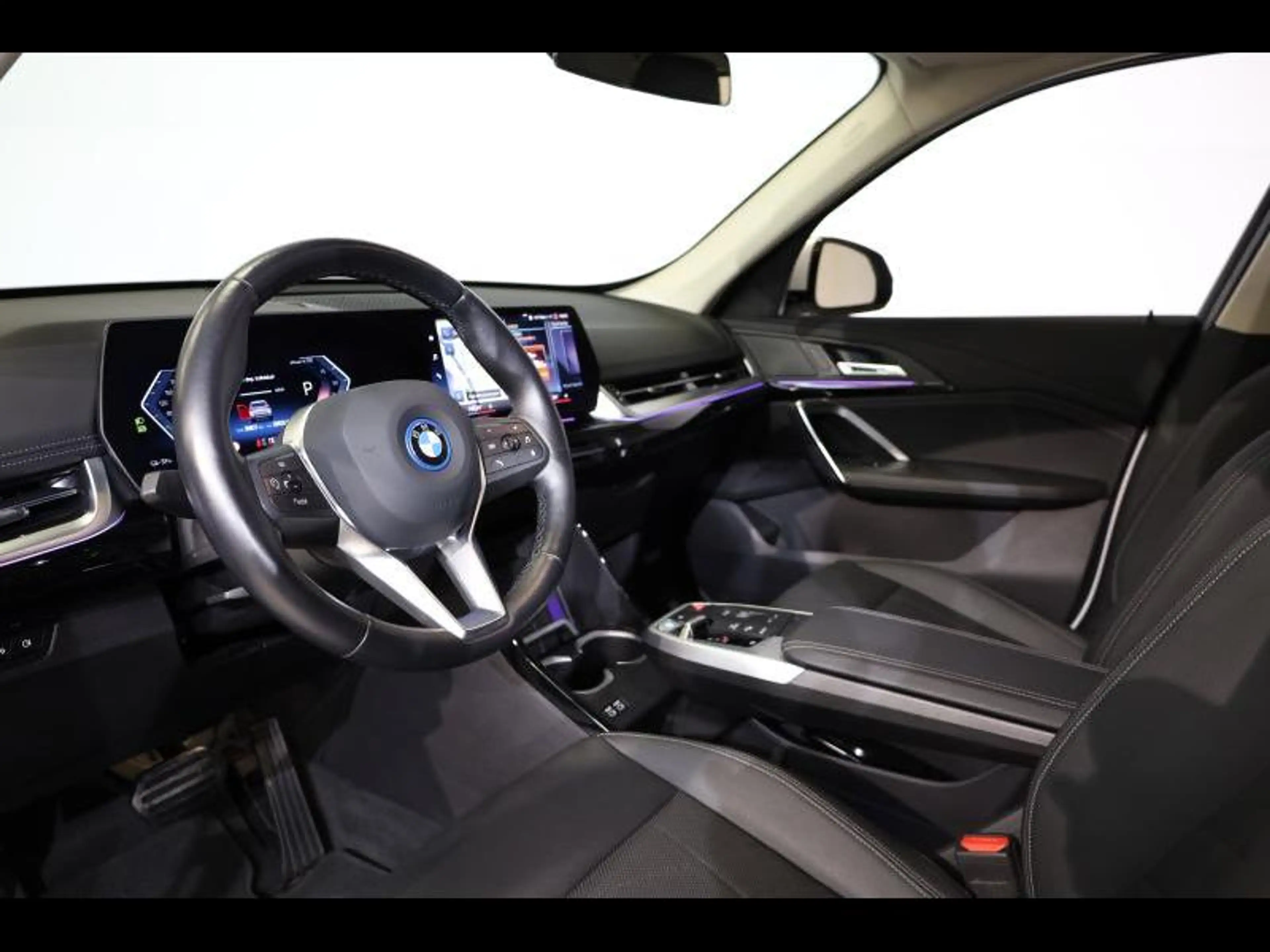 BMW iX1 xDrive30 iX1 xDrive 30 — photo 7