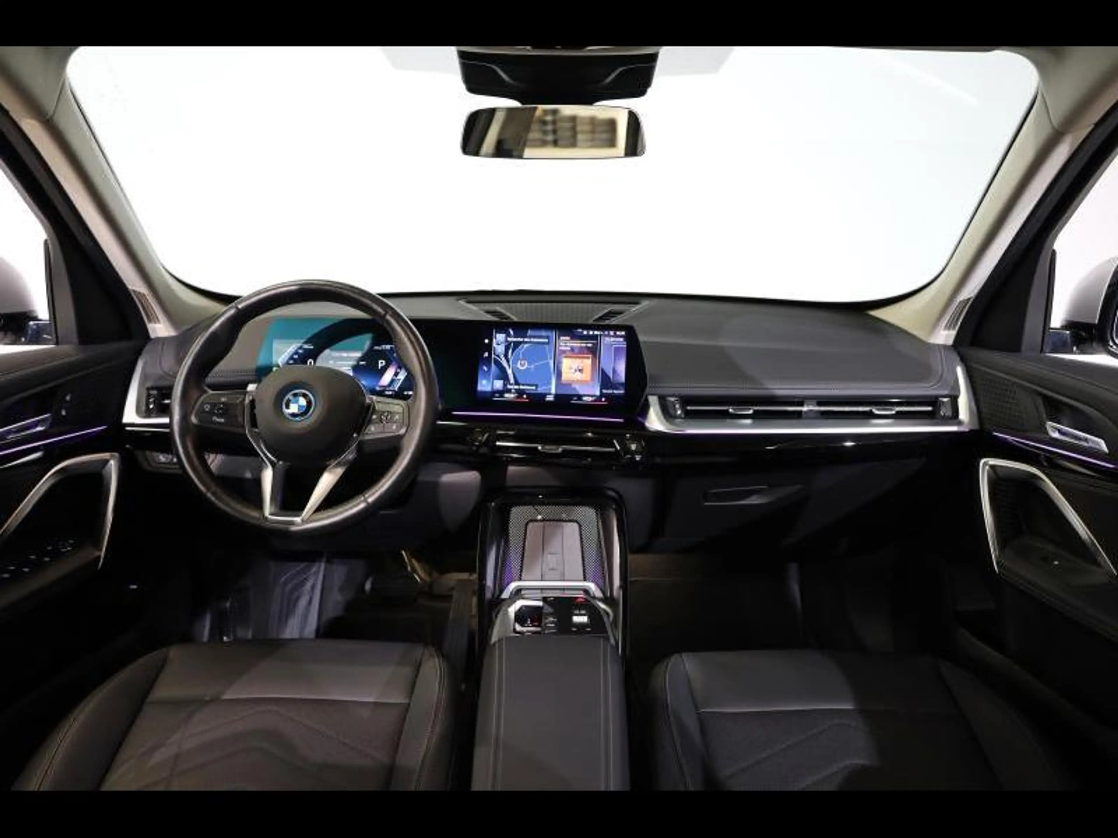 BMW iX1 xDrive30 iX1 xDrive 30 — photo 8
