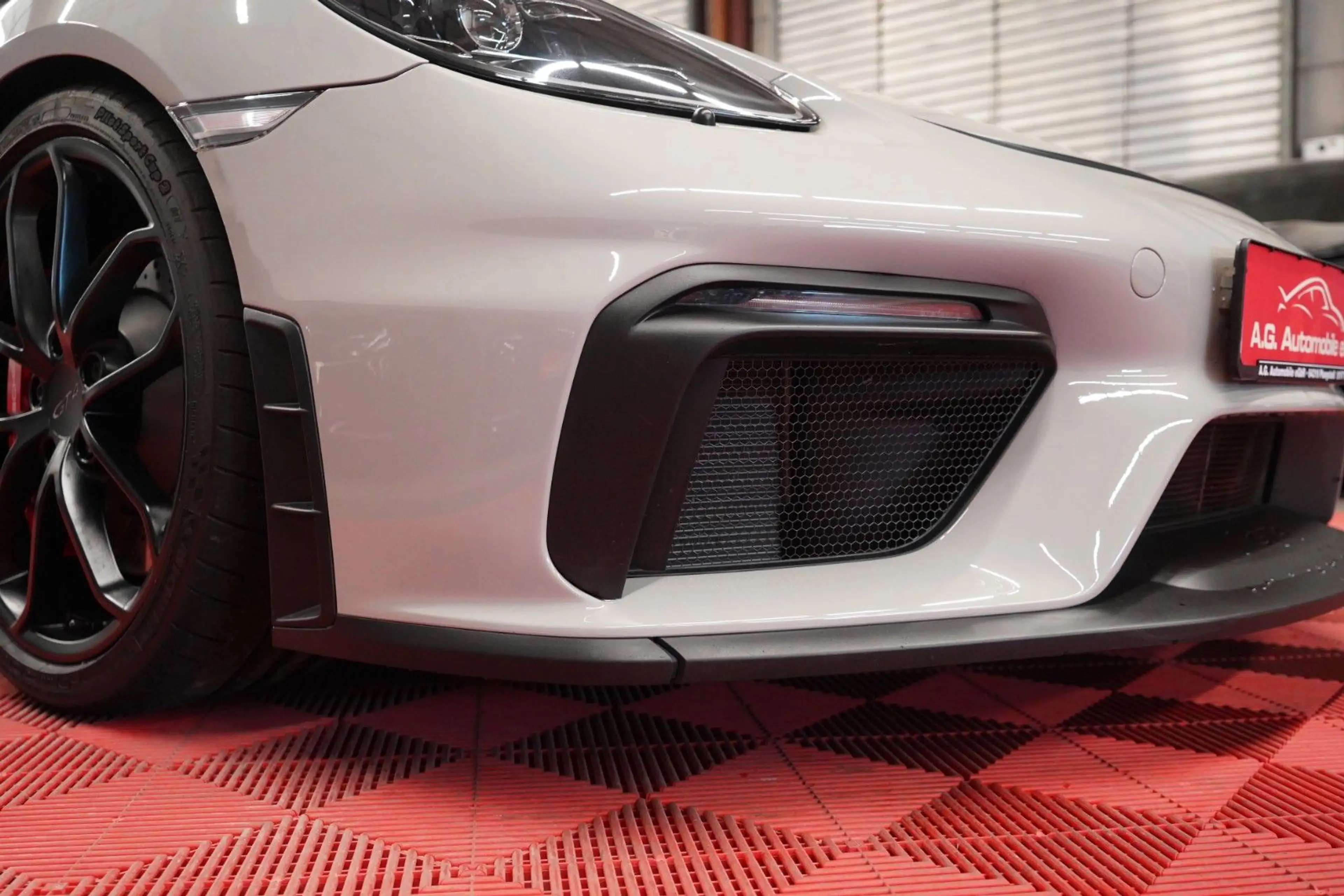 Porsche Cayman 718 GT4 |Approved|Sport-Chrono|PDLS+| — photo 10