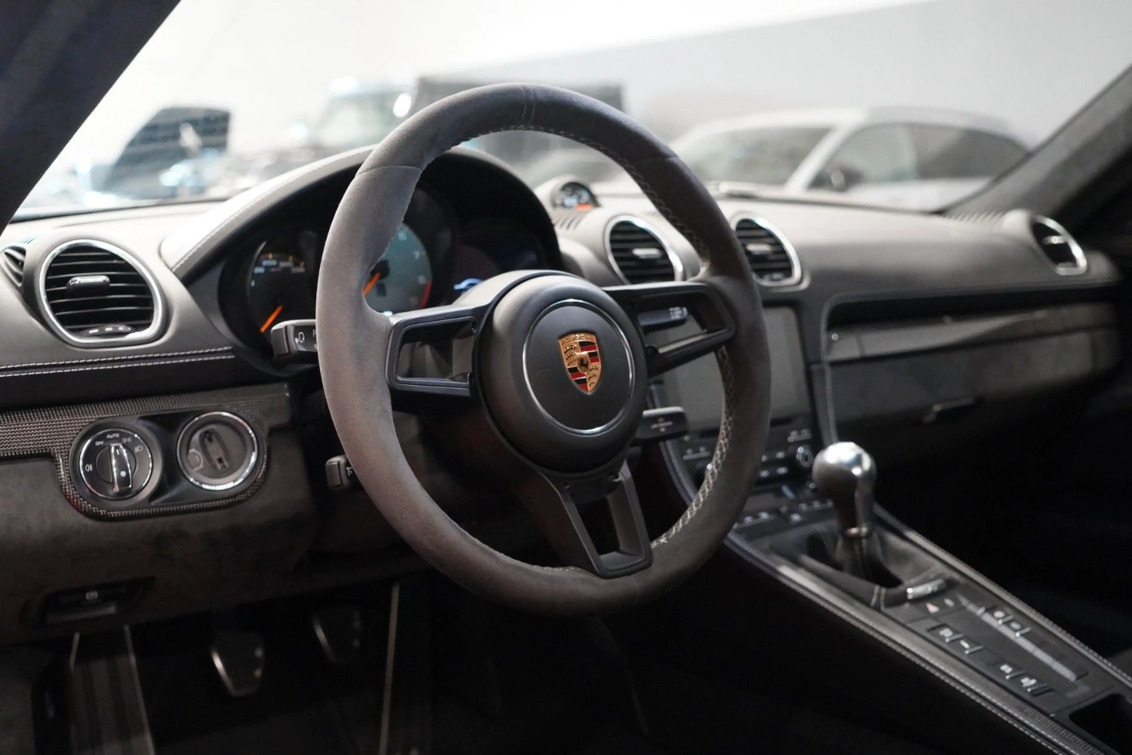 Porsche Cayman 718 GT4 |Approved|Sport-Chrono|PDLS+| — photo 15