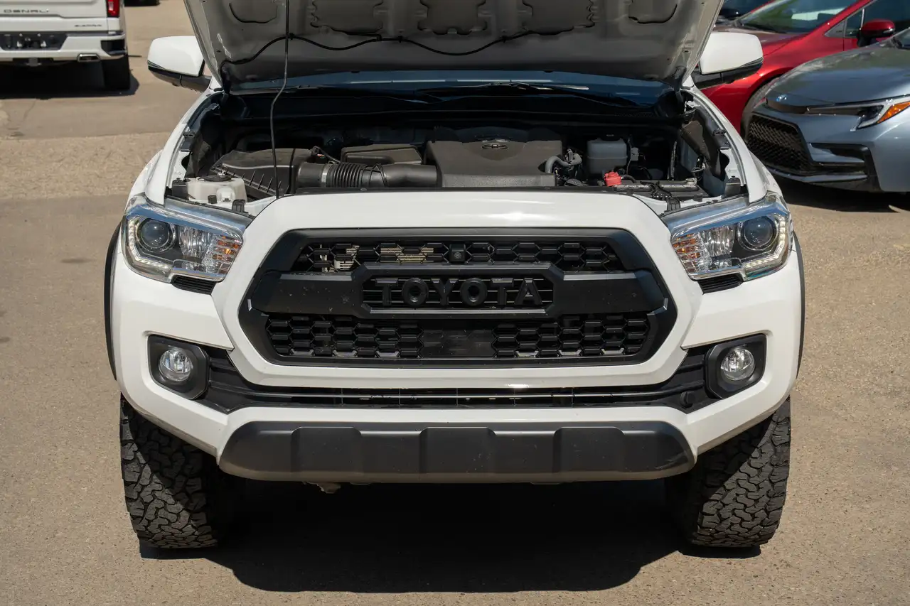 Toyota Tacoma снимка Toyota Tacoma