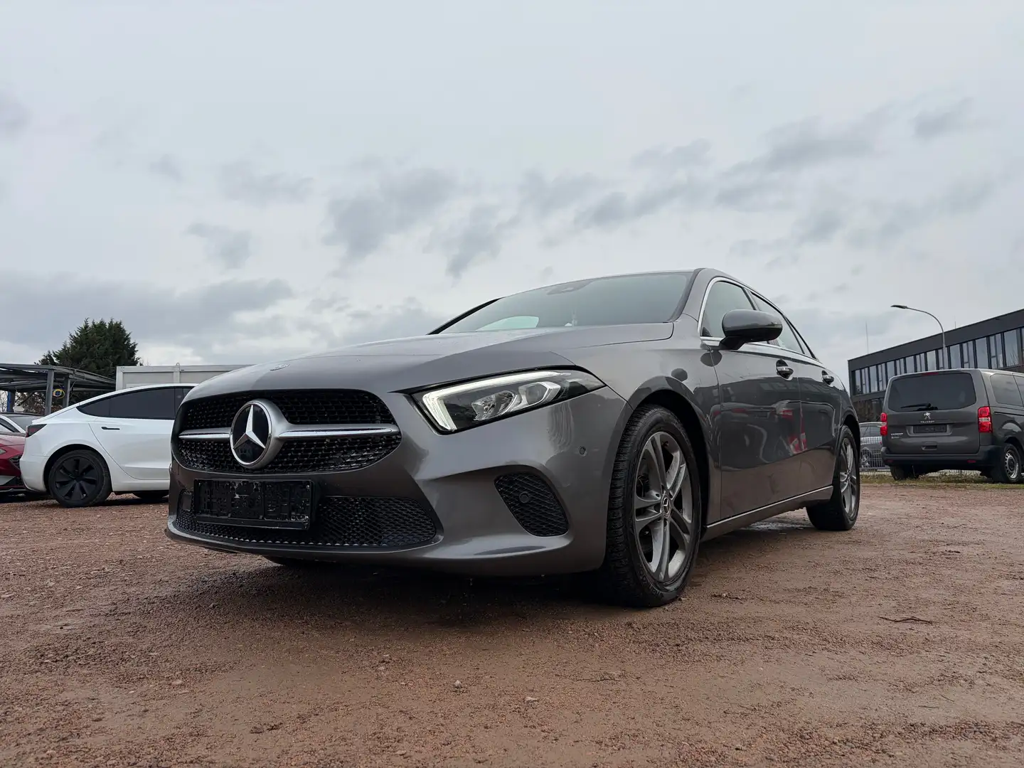 Mercedes-Benz A 200 A 200*HU 08/2026*Kamera* Grau - 1