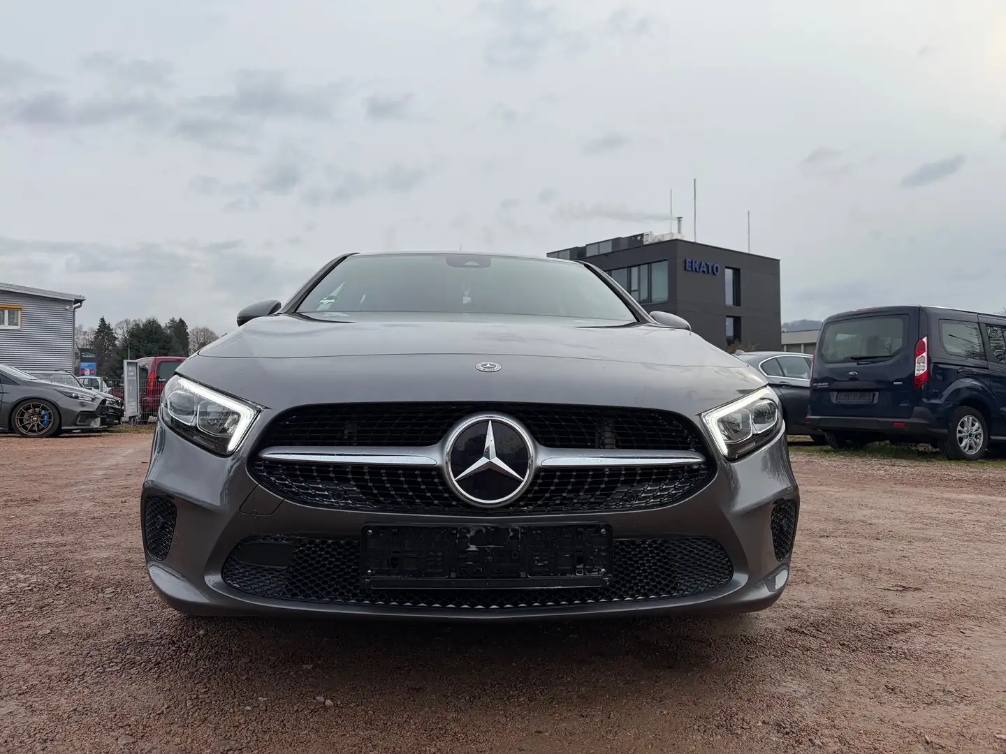 Mercedes-Benz A 200 A 200*HU 08/2026*Kamera* Grau - 2