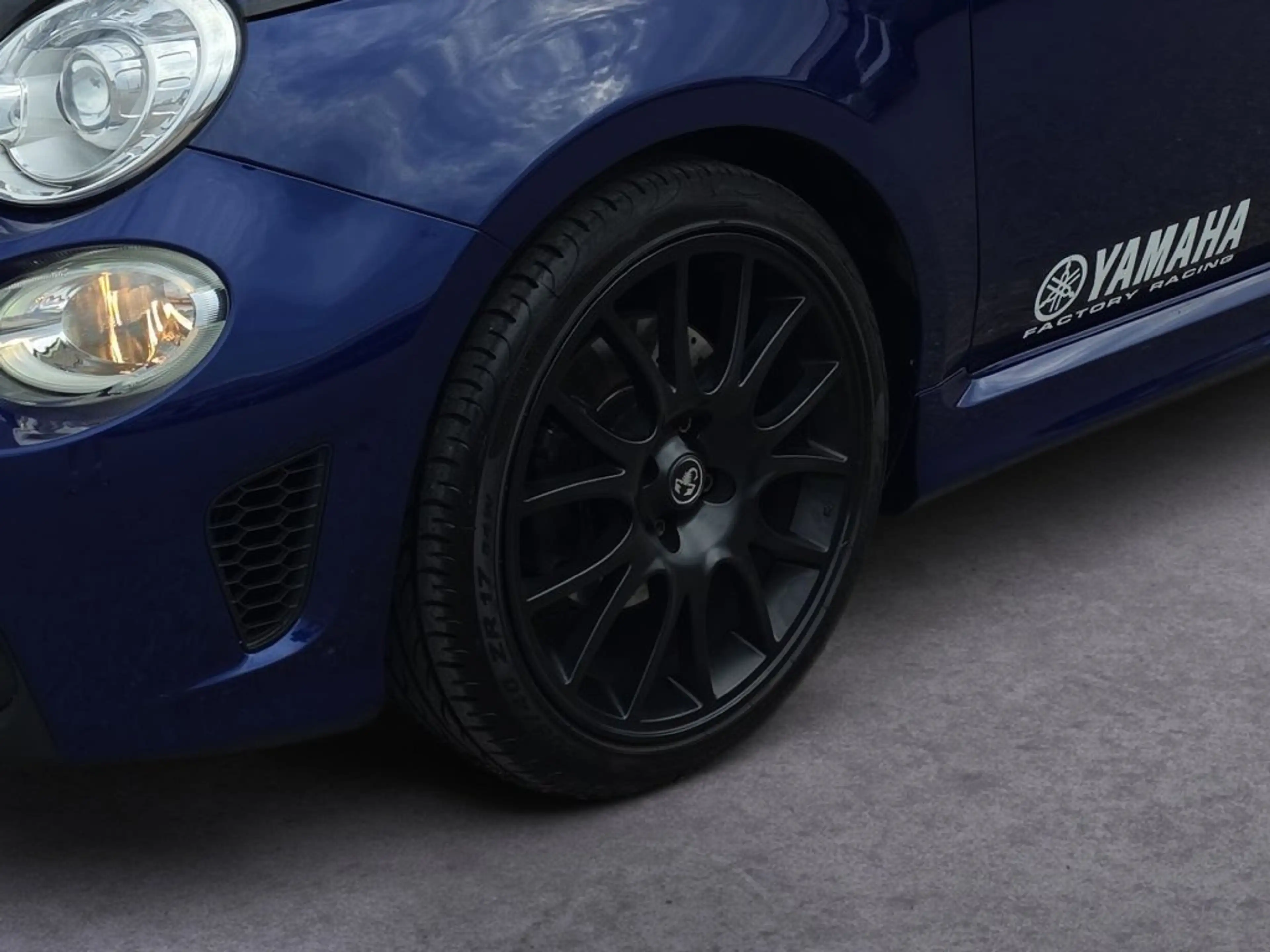 Abarth 595 Abarth 595 Monster Energy Yamaha — photo 8