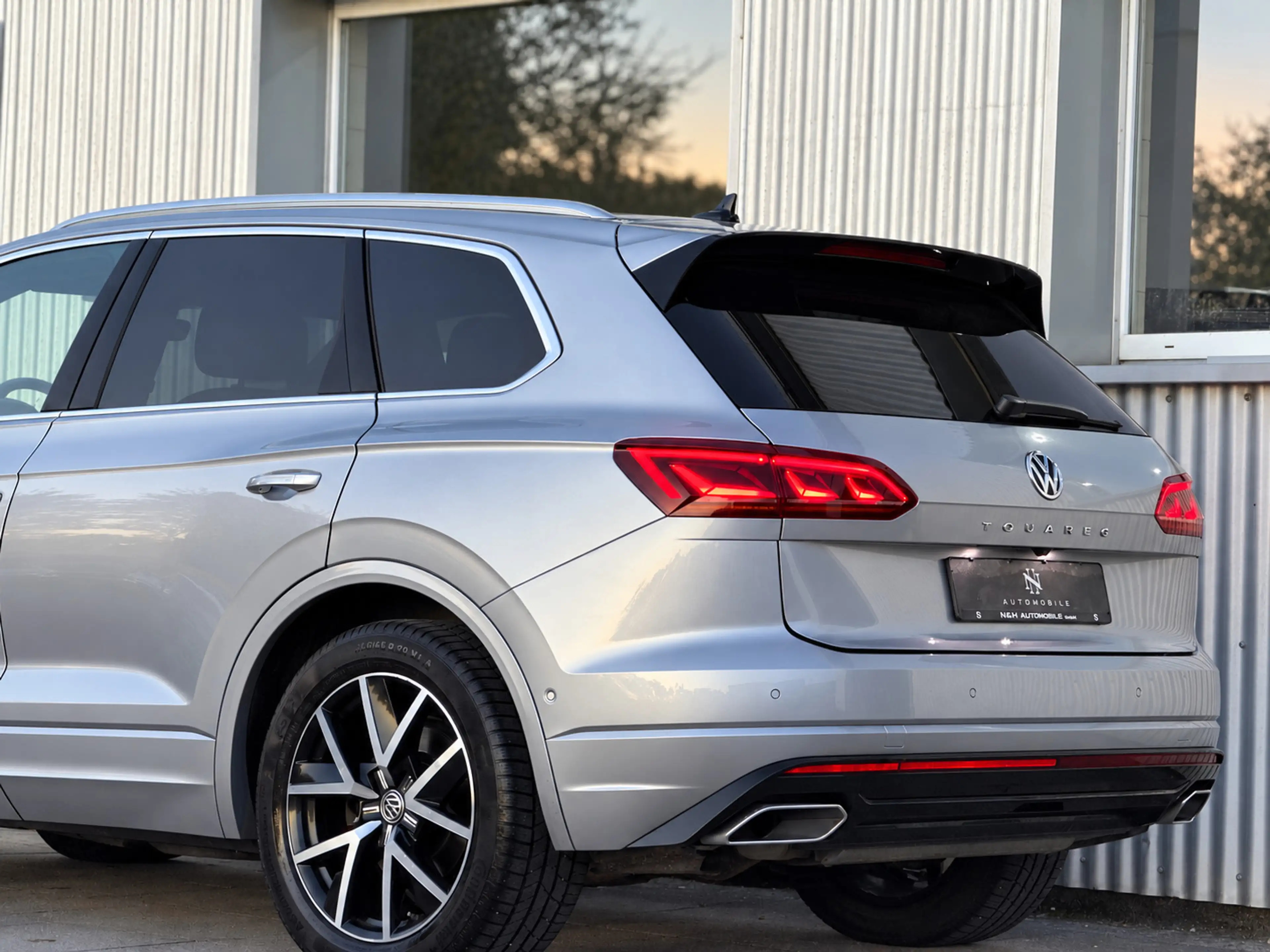 Volkswagen Touareg Atmosphere*R-Line*Matrix*Pano*DYNAUDIO* — photo 10