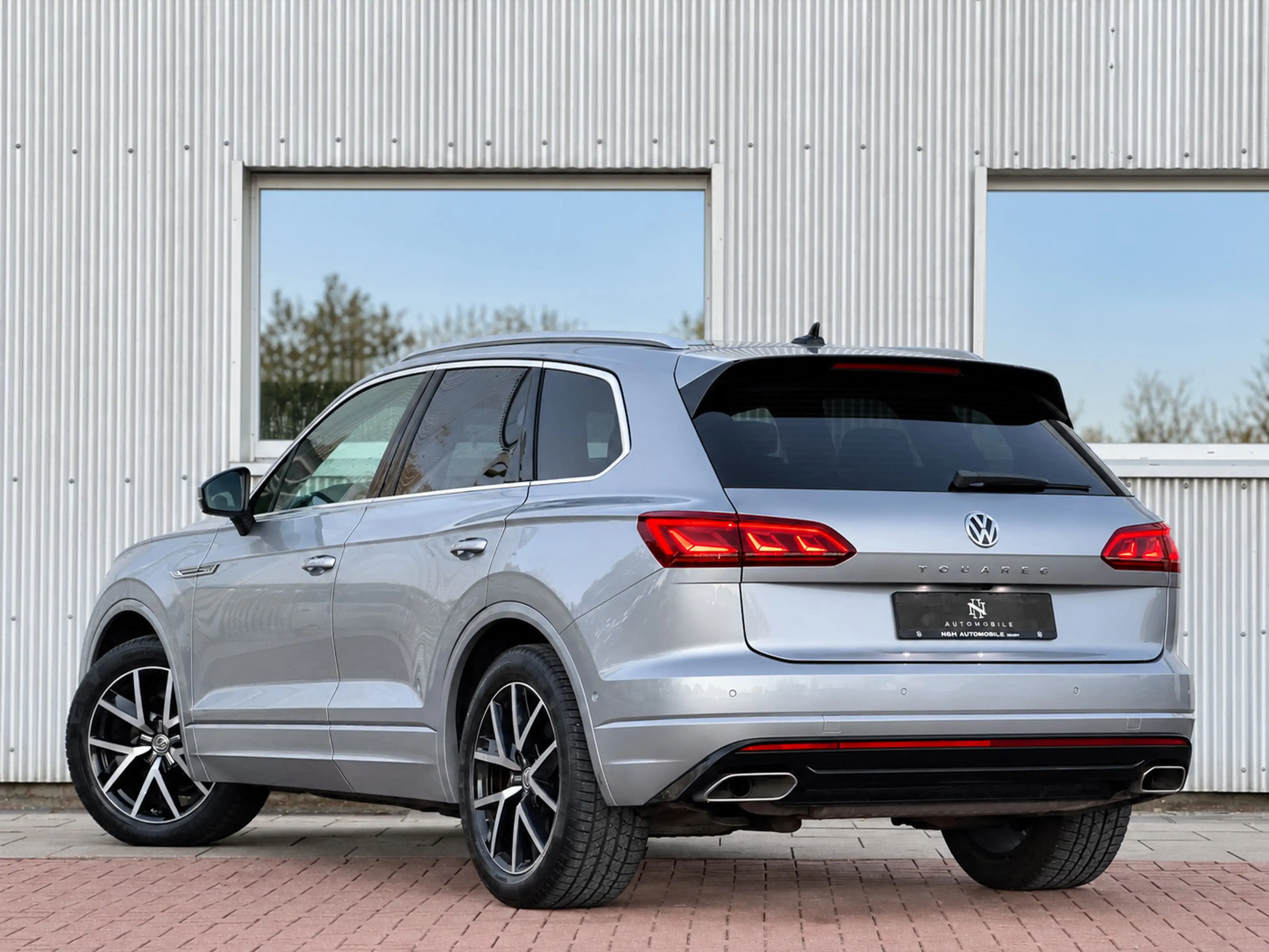 Volkswagen Touareg Atmosphere*R-Line*Matrix*Pano*DYNAUDIO* — photo 14