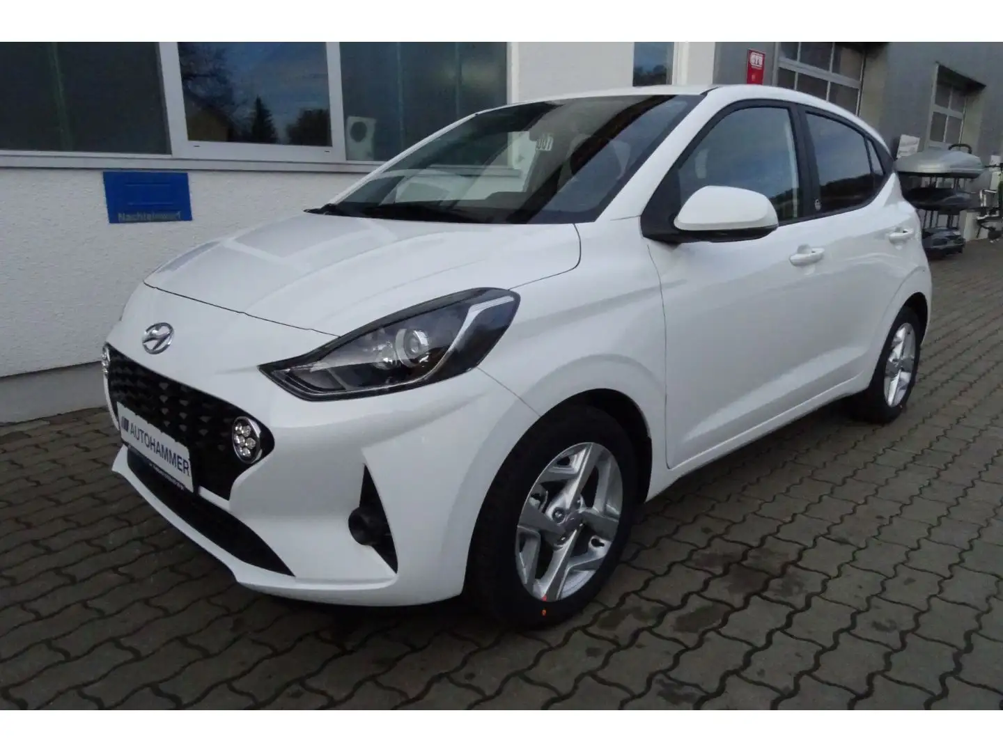 Hyundai i10 1.0 Edition 30 Alu Klima SHZ LHZ Apple Andro Weiß - 1