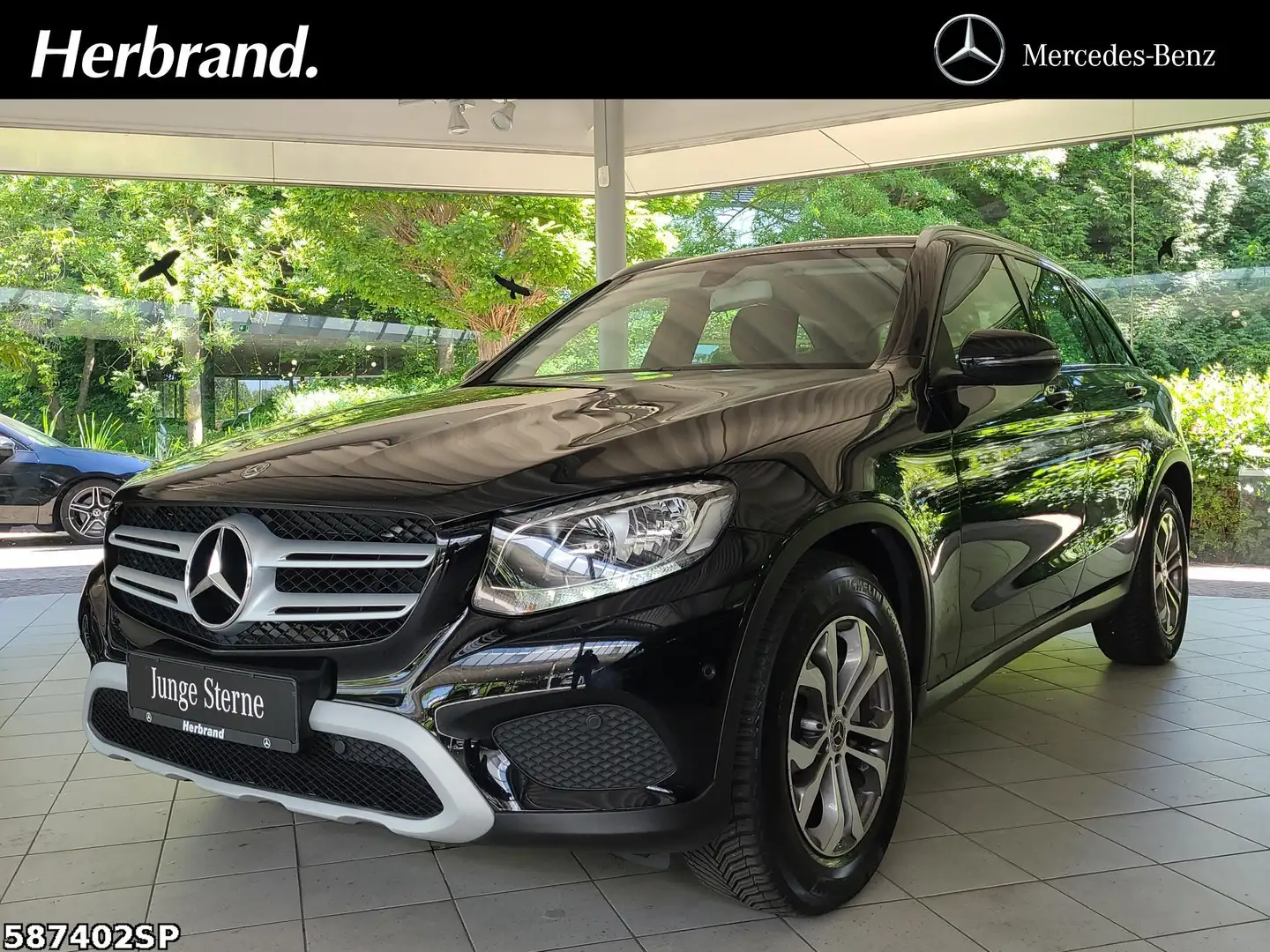 Mercedes-Benz GLC 220 d 4matic AHK KAMERA SOUNDSYSTEM Zwart - 1