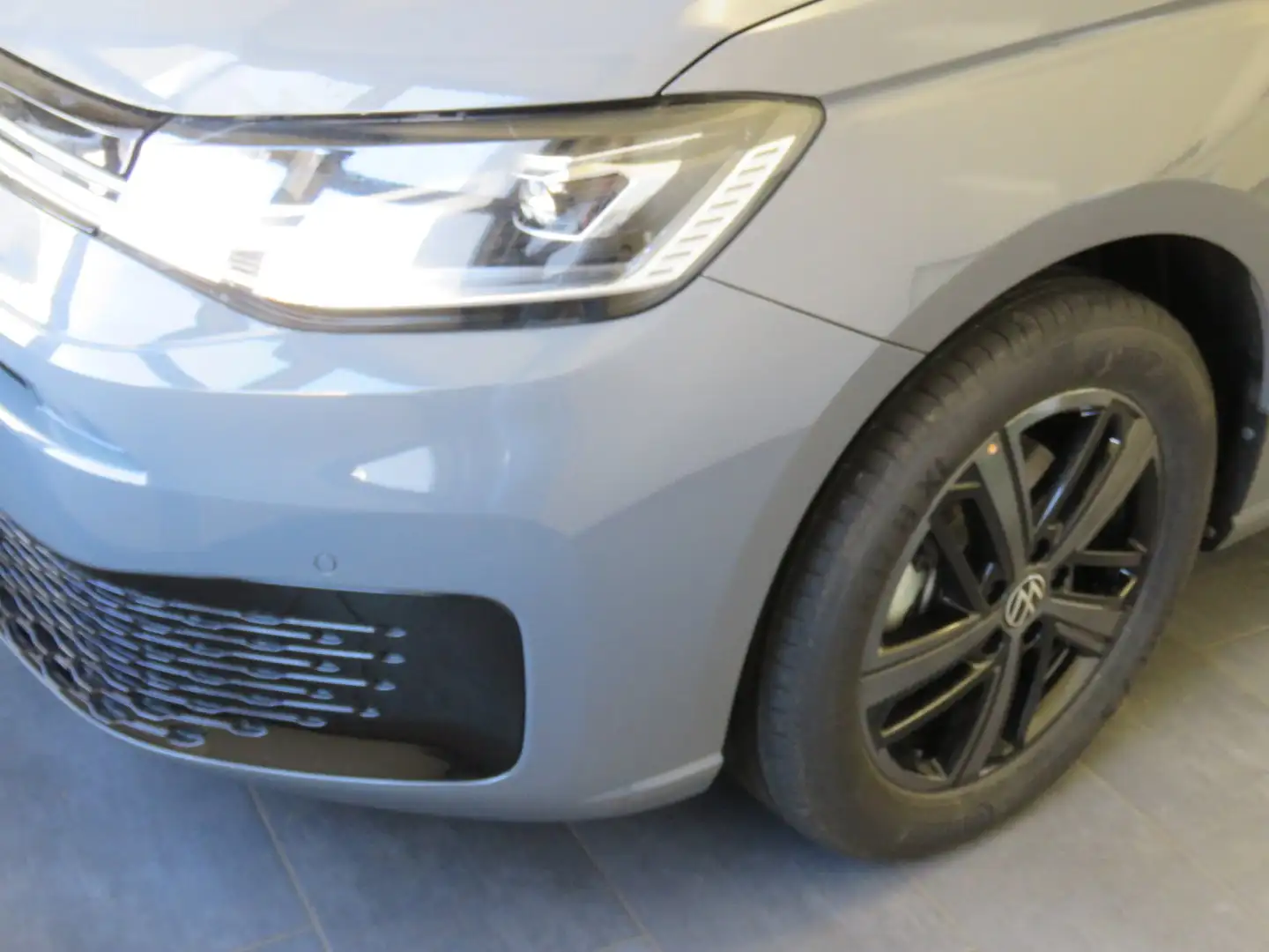 Volkswagen Caddy Edition Maxi TDI Grau - 2