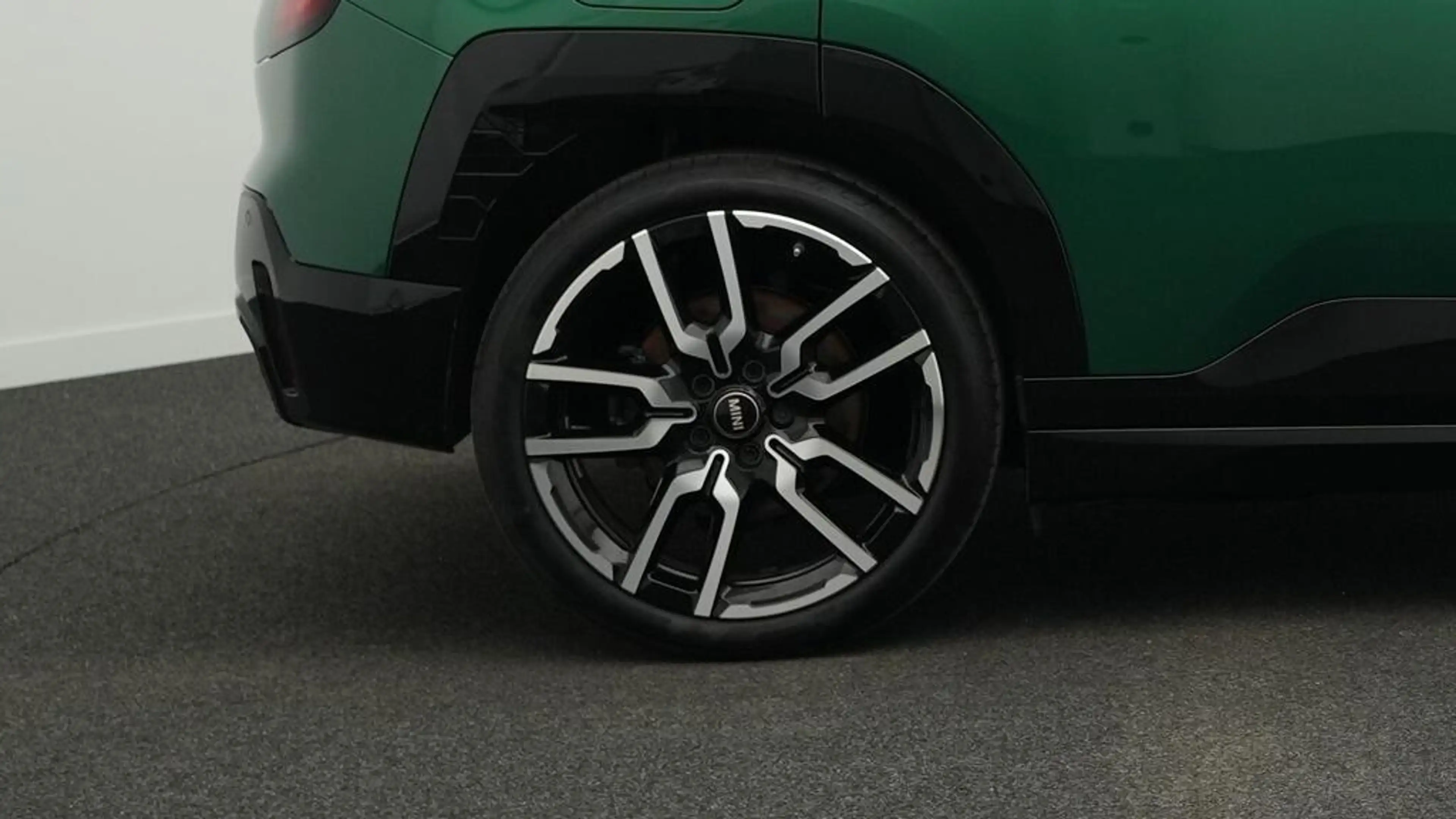 MINI Aceman John Cooper Works Trim — photo 11