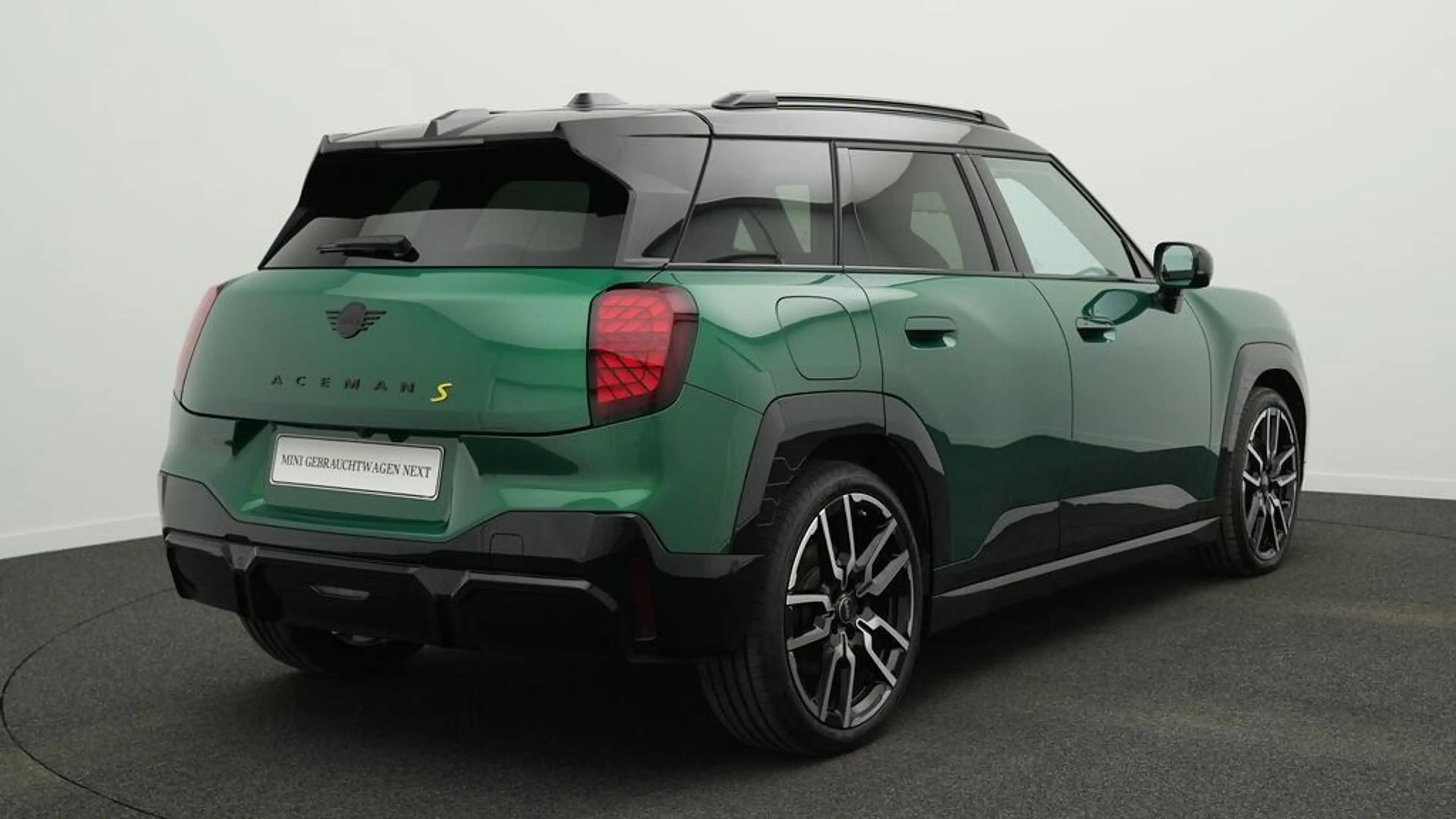 MINI Aceman John Cooper Works Trim — photo 4