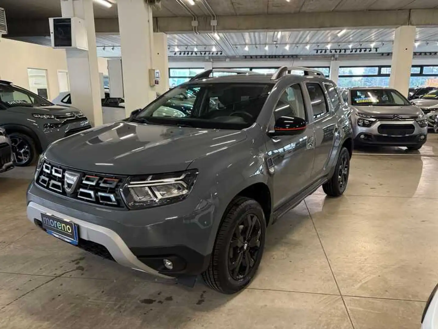 Dacia Duster 1.0 tce SL Extreme 100 CV GPL 4x2 Grigio - 1