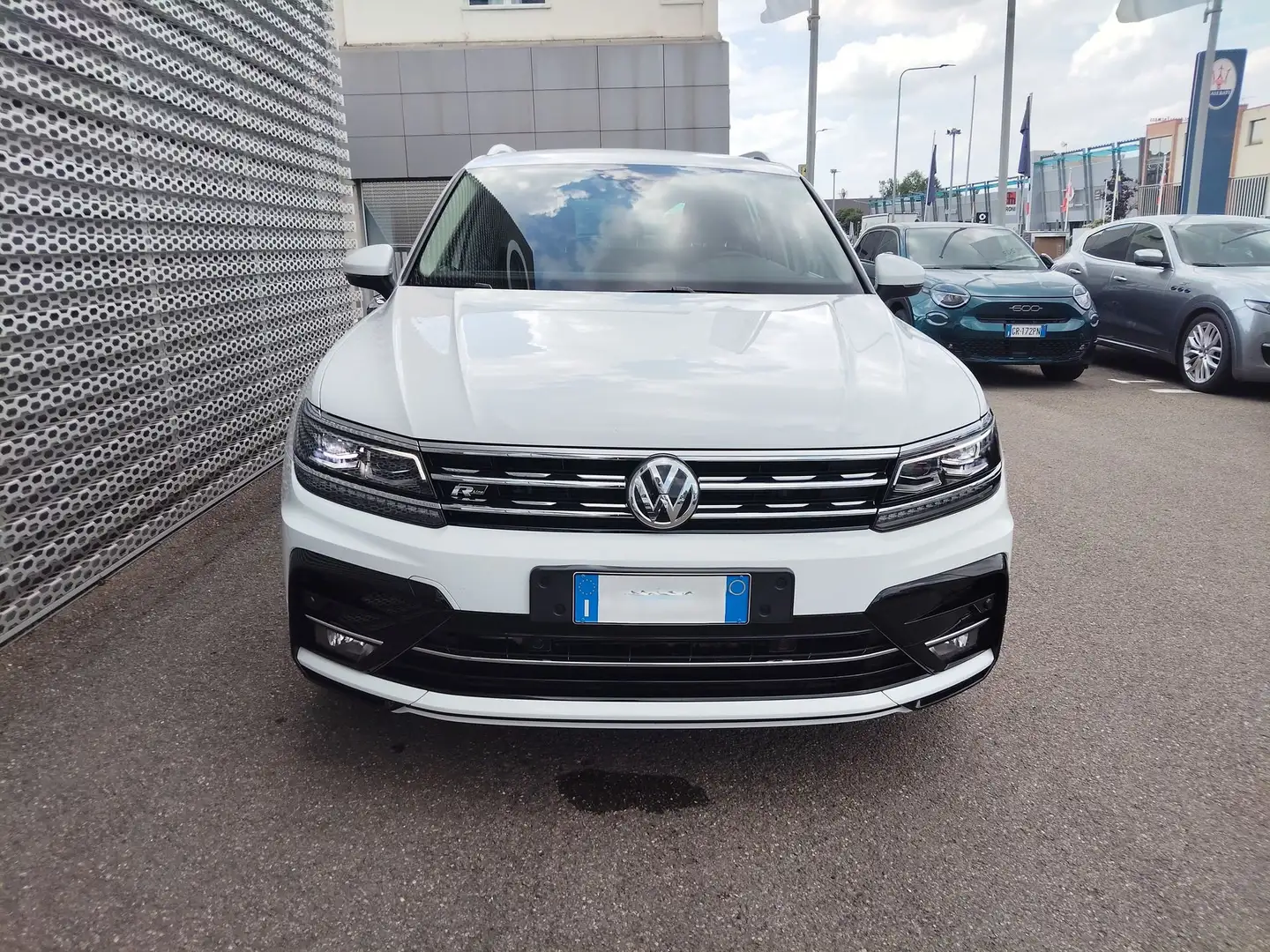 Volkswagen Tiguan Tiguan 1.5 TSI Sport ACT BlueMotion Technology Wit - 2