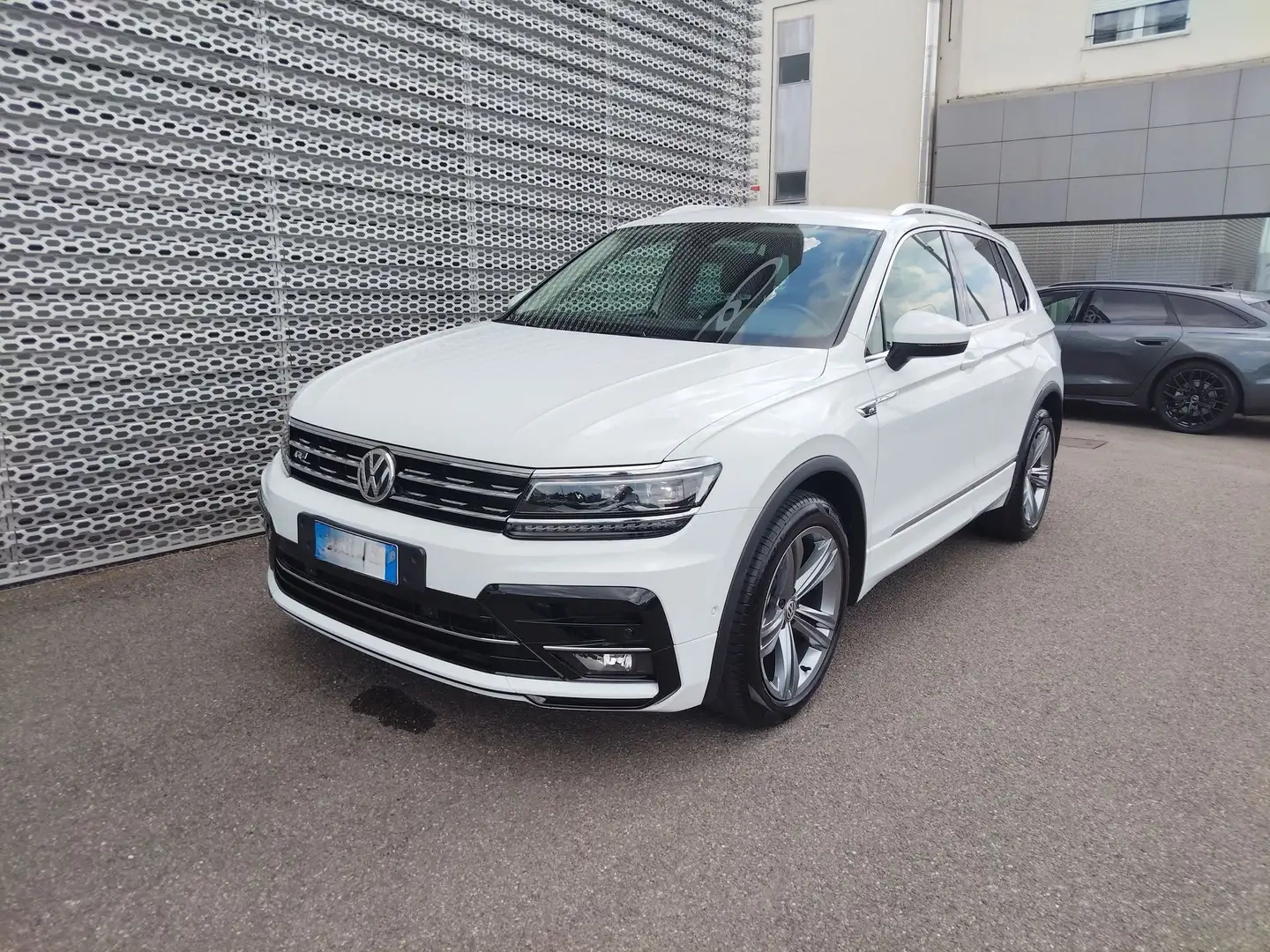 Volkswagen Tiguan Tiguan 1.5 TSI Sport ACT BlueMotion Technology Wit - 1