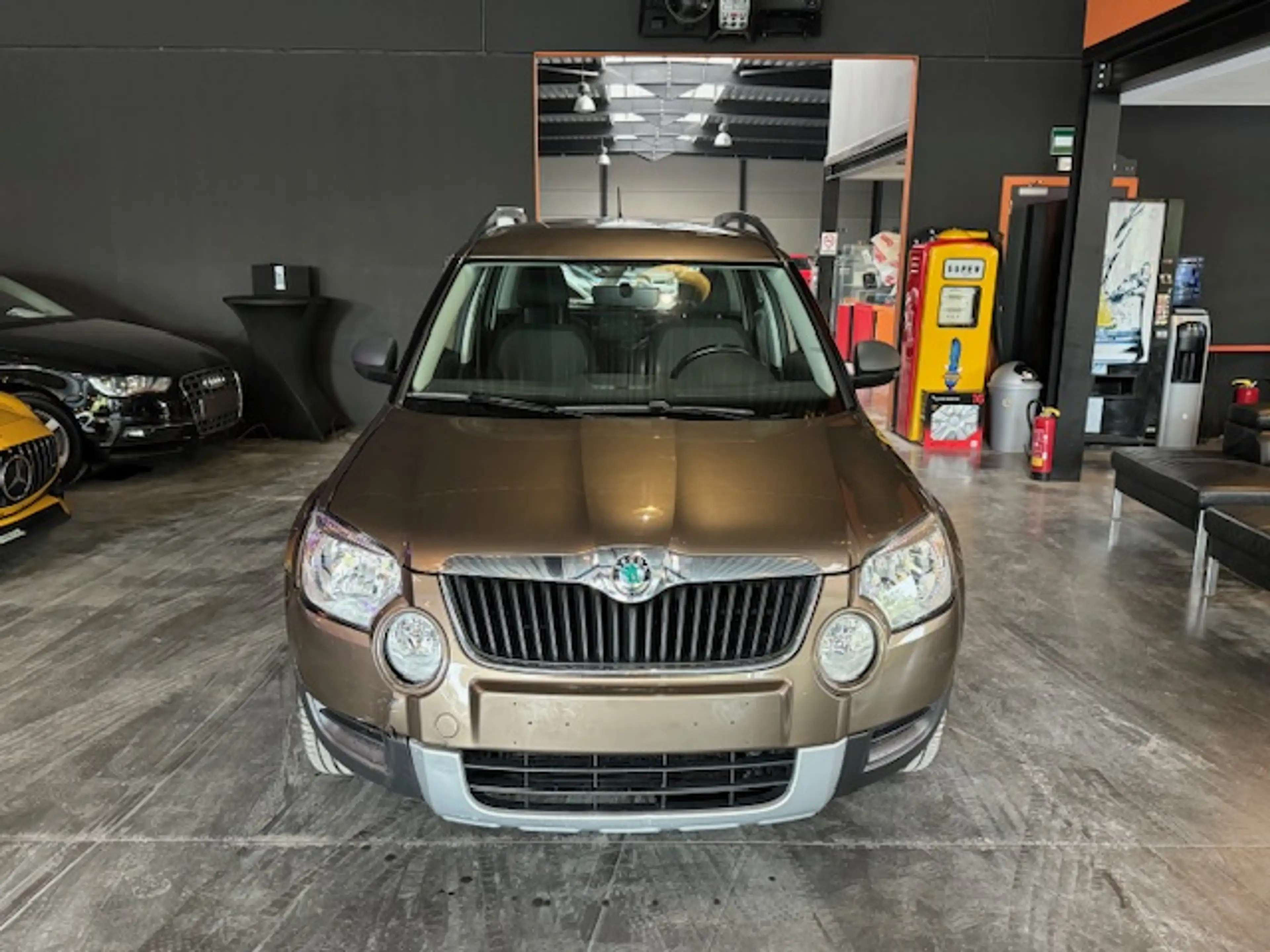 Skoda Yeti 1.2 AUTOMATIQUE DSG - A/C - MEDIA/TEL - GPS - JANTES — photo 3