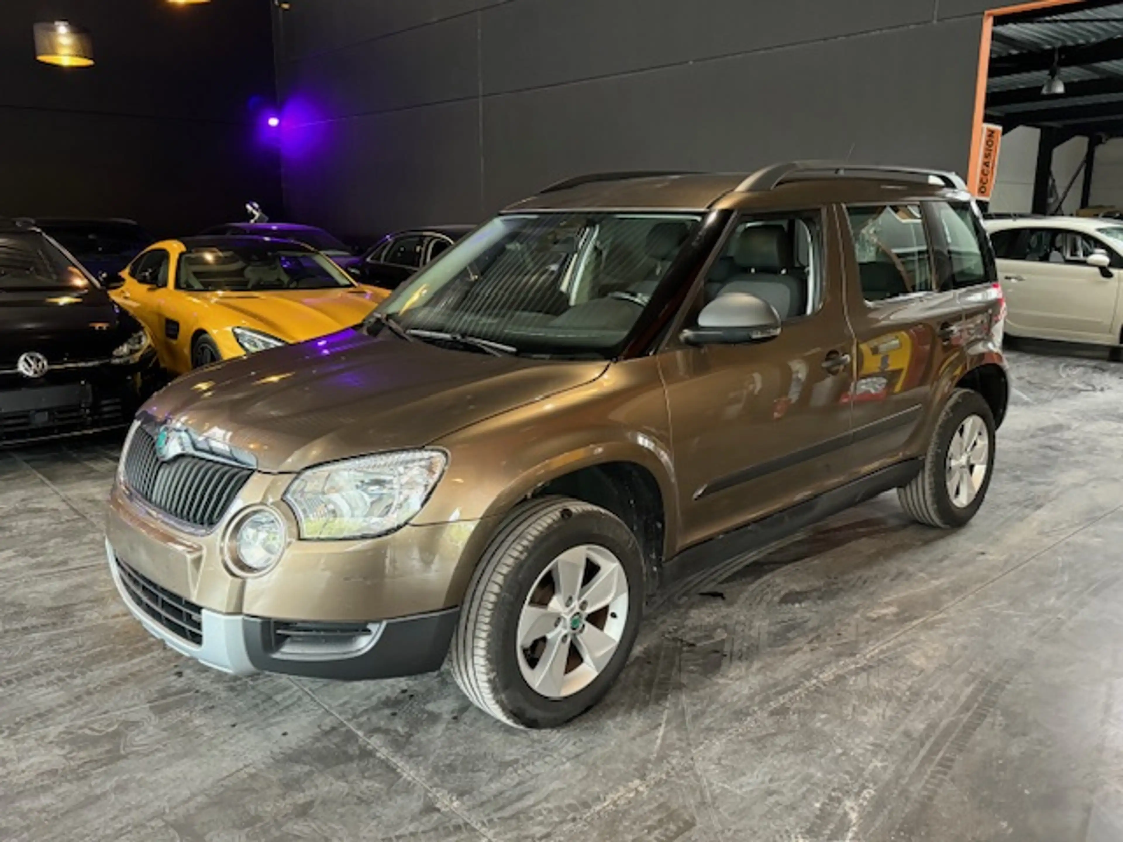 Skoda Yeti 1.2 AUTOMATIQUE DSG - A/C - MEDIA/TEL - GPS - JANTES — photo 4