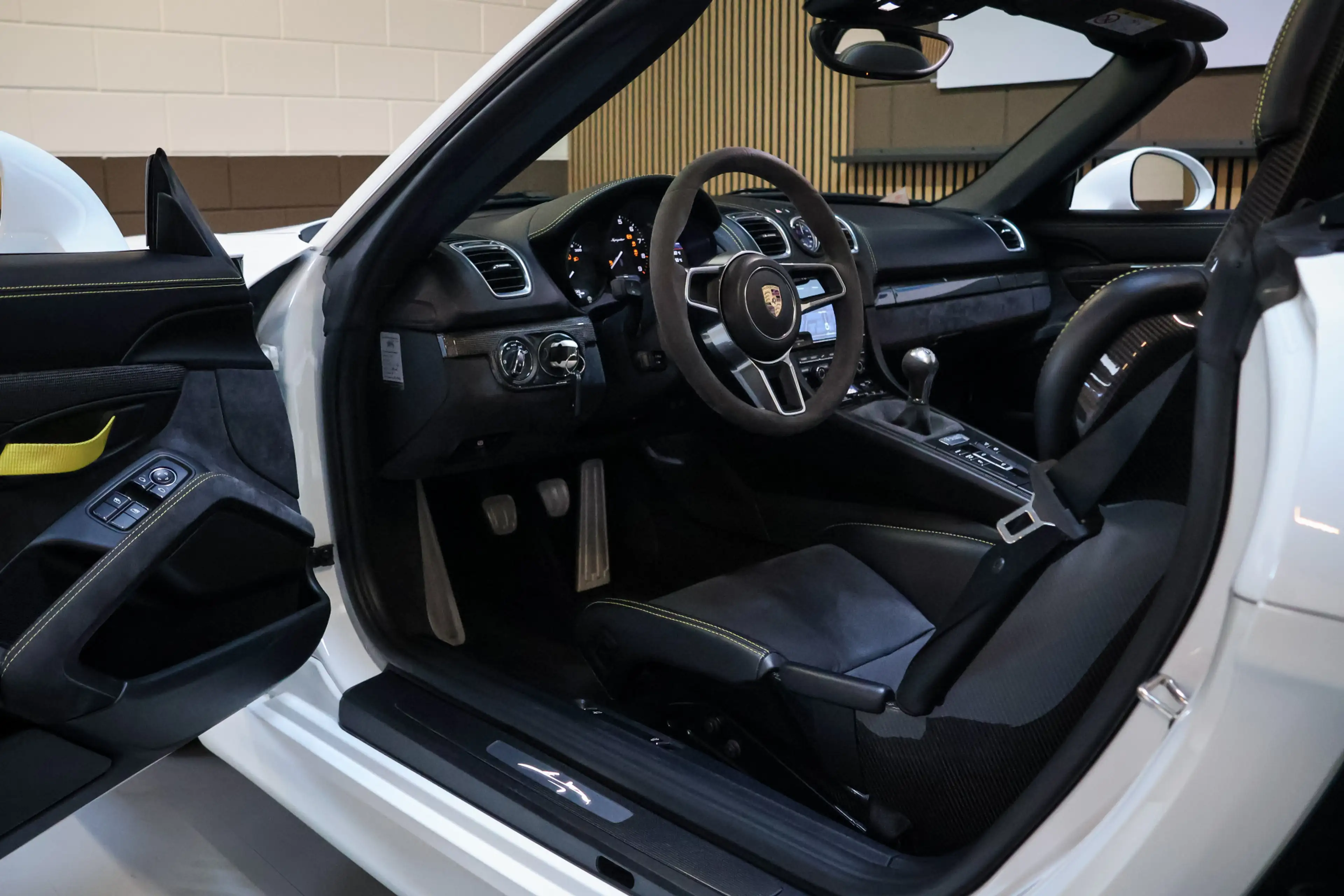 Porsche Boxster Spyder 3.8 Origineel NL/Keramisch/Sport Chrono/Car — photo 15
