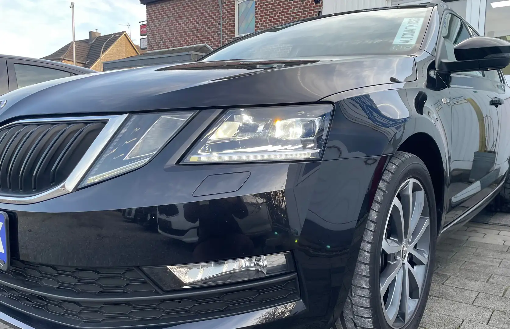 Skoda Octavia Soleil DSG NAVI/LED/APPLECARPLAY/PDC/TEMPOMAT 1Hd! Nero - 2