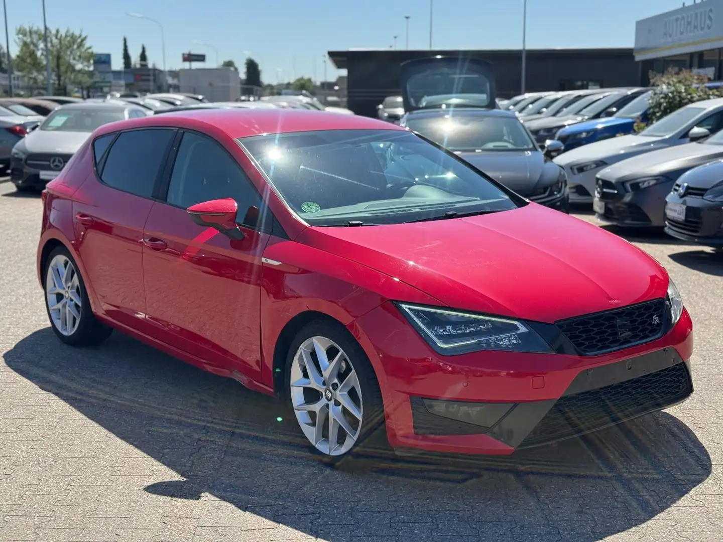 SEAT Leon 1.4 FR Euro6,Navi,LED Червоний - 2
